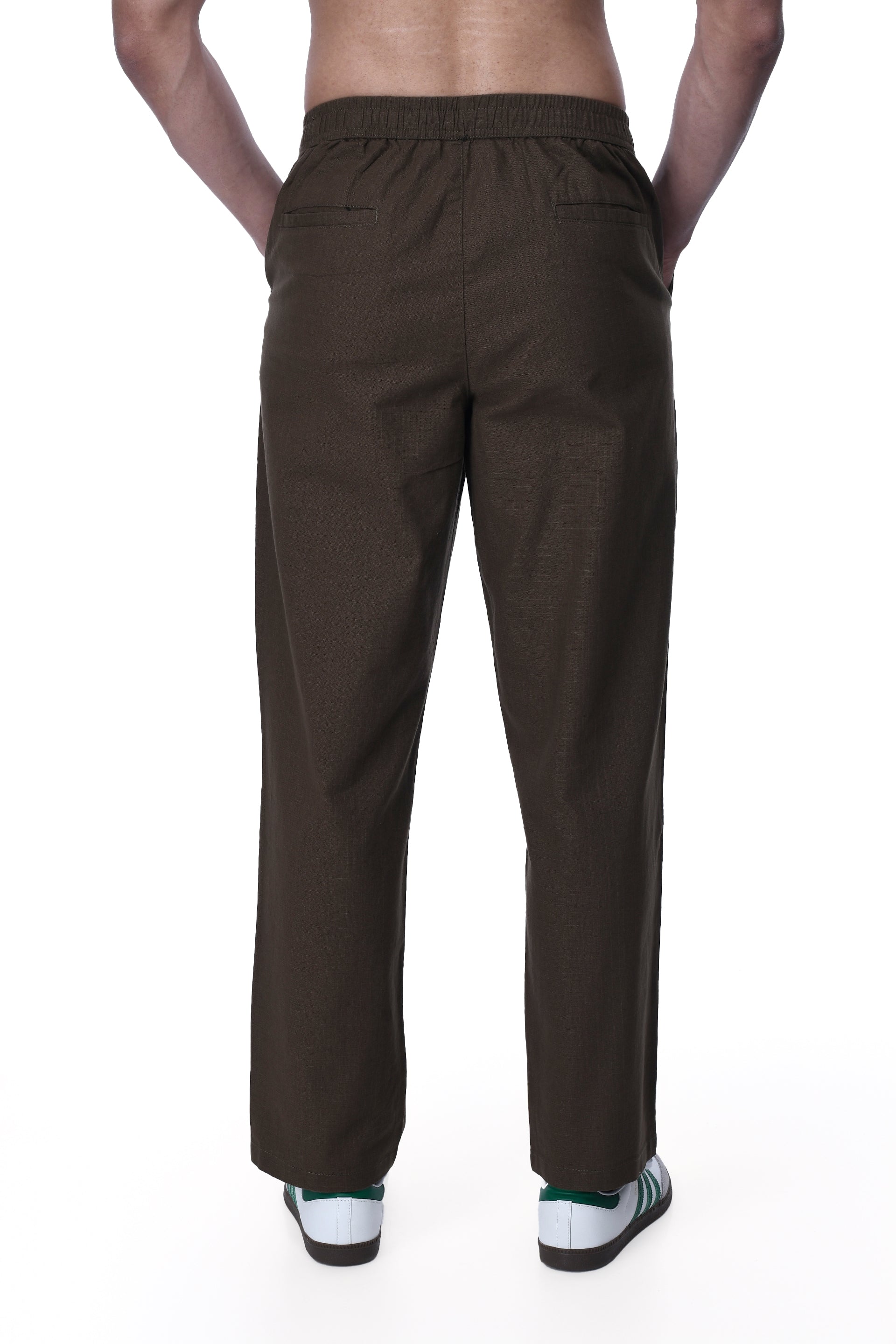 RAW SLUB RELAXED FLEXIWAIST PANTS IN BROWN