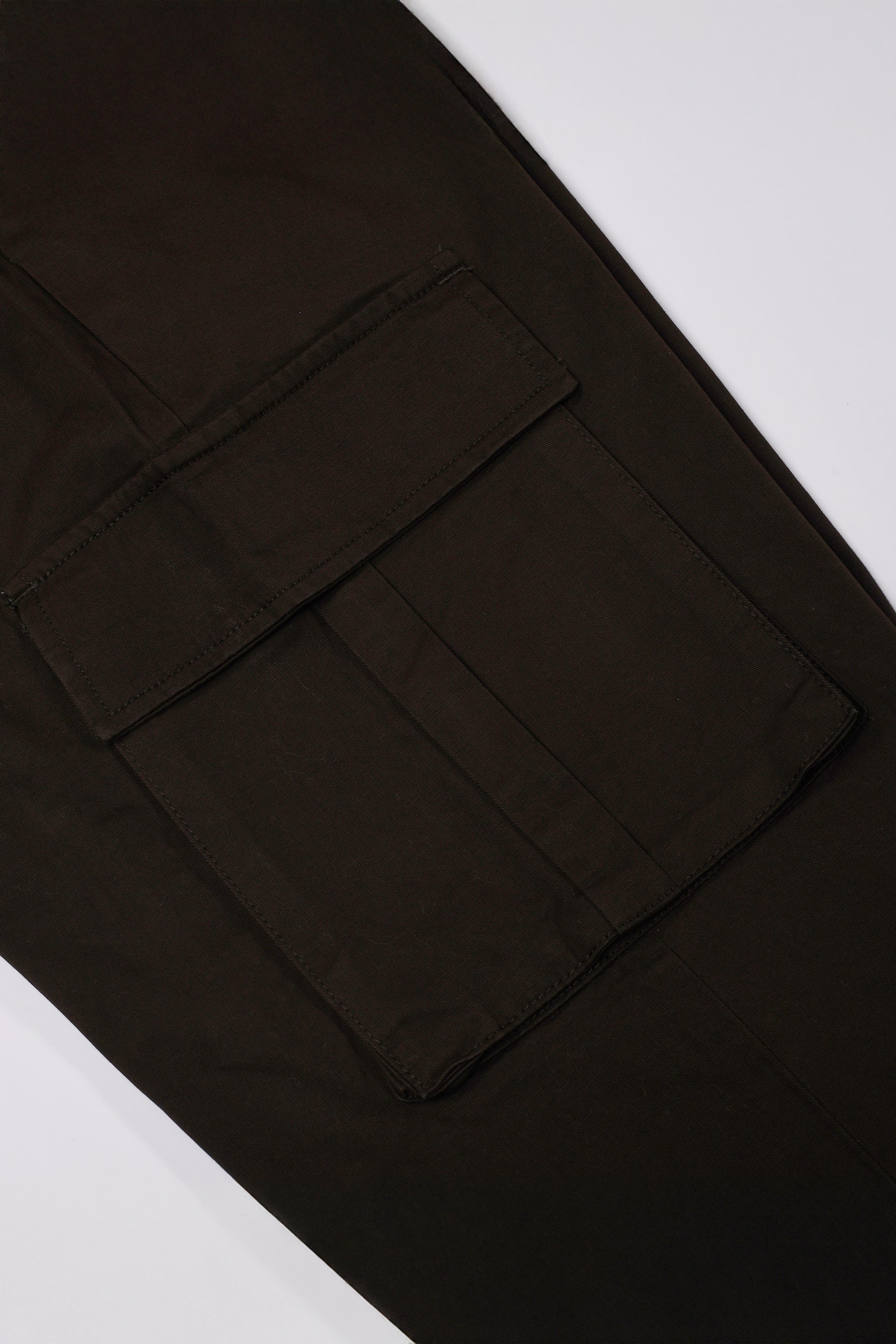 FINEST TWILL RELAXED CARGOS IN BROWN
