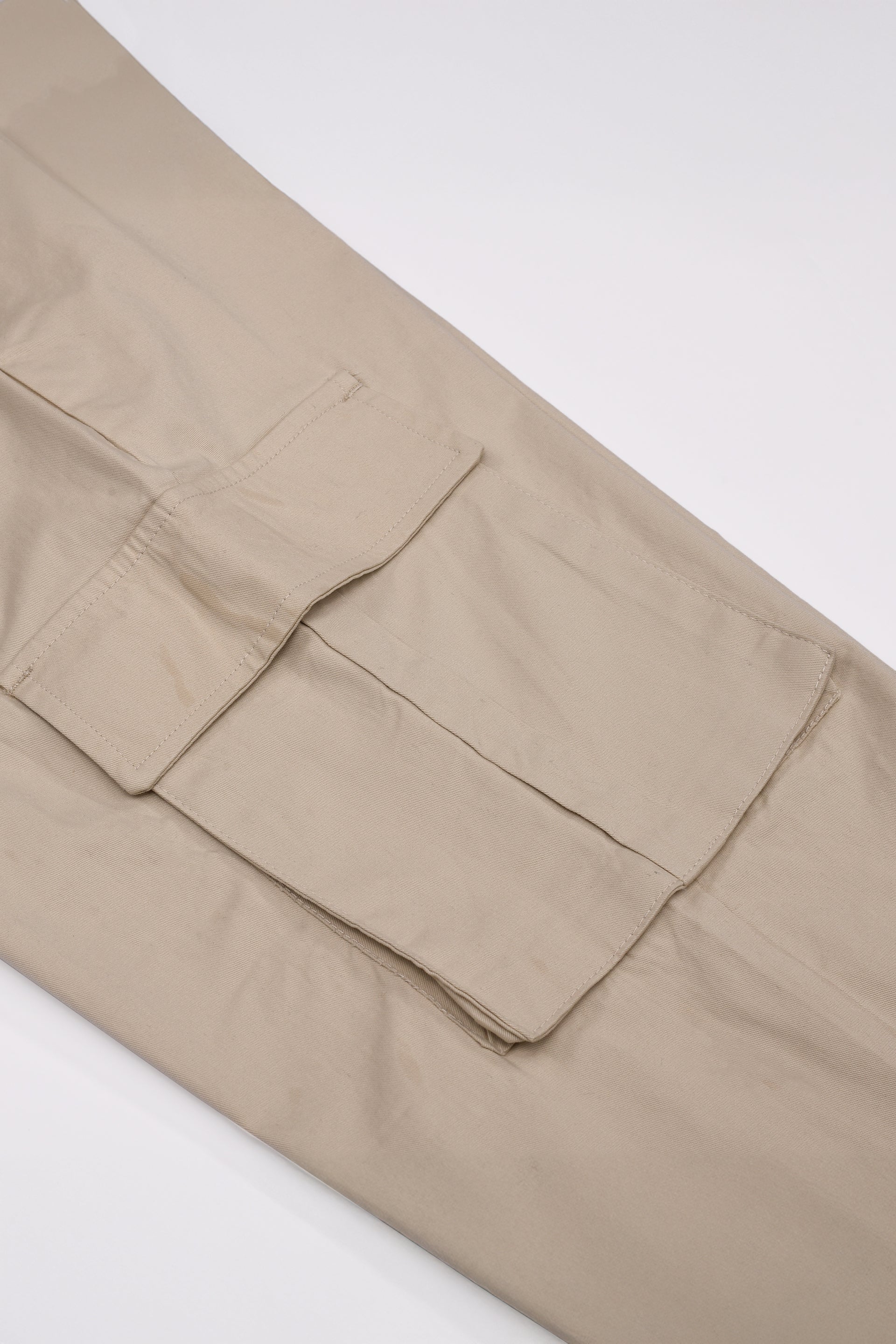 FINEST TWILL RELAXED CARGOS IN CREAM