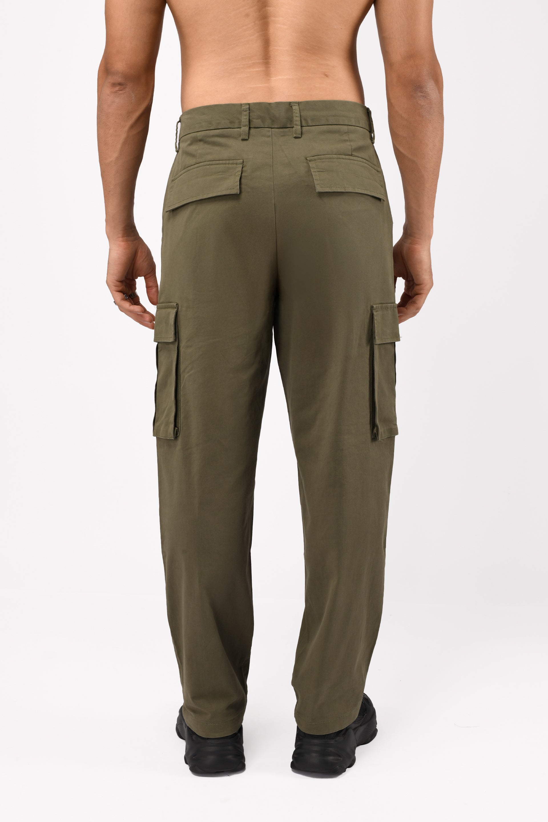 FINEST TWILL RELAXED CARGOS IN OLIVE