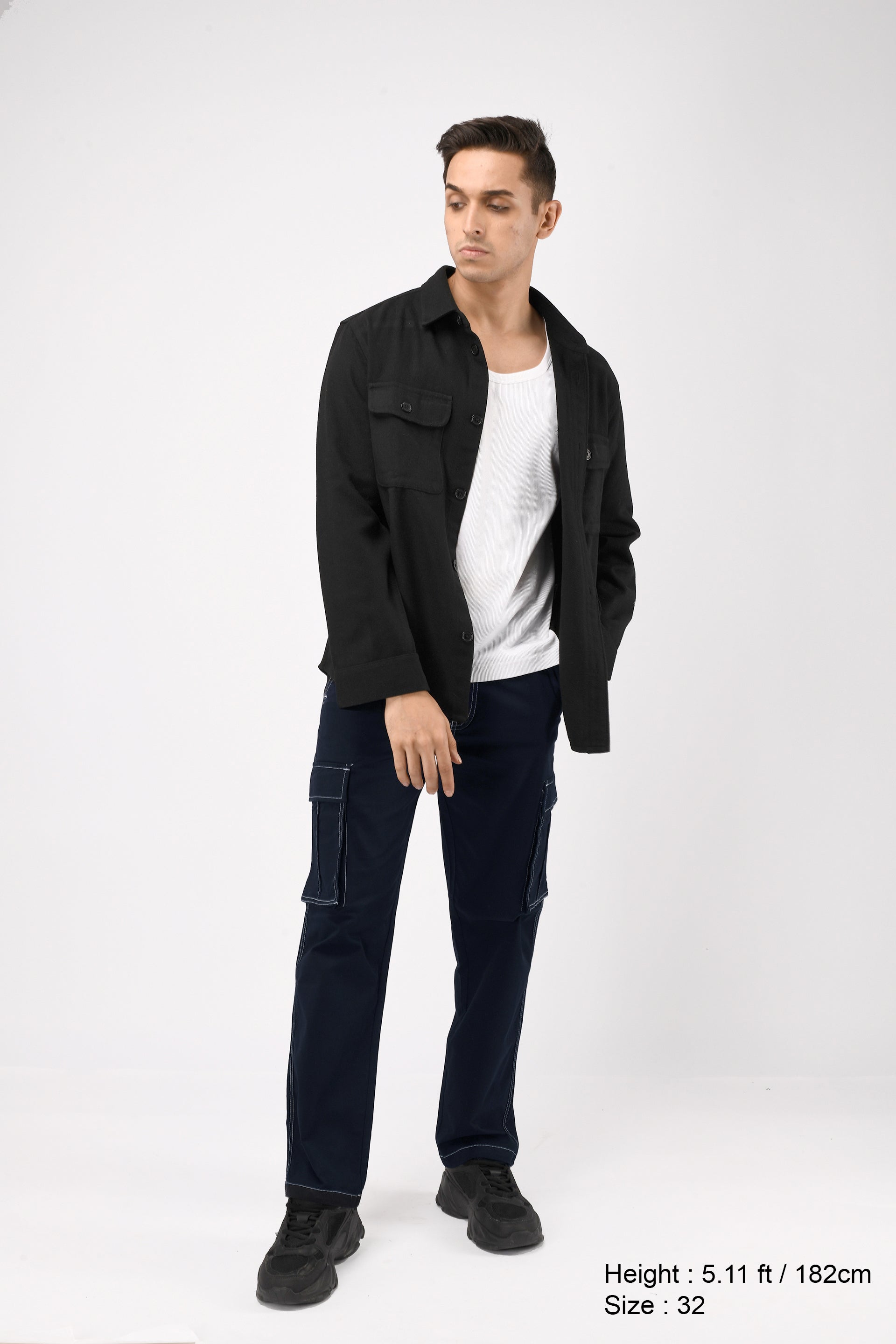 CONTRAST STITCH RELAXED CARGOS IN NAVY