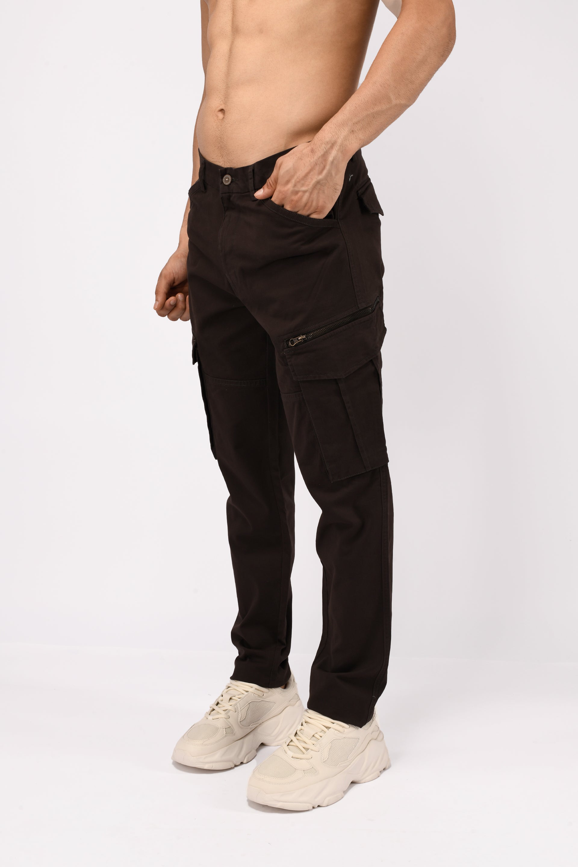 UTILITY ZIP CARGO PANTS IN COFFEE