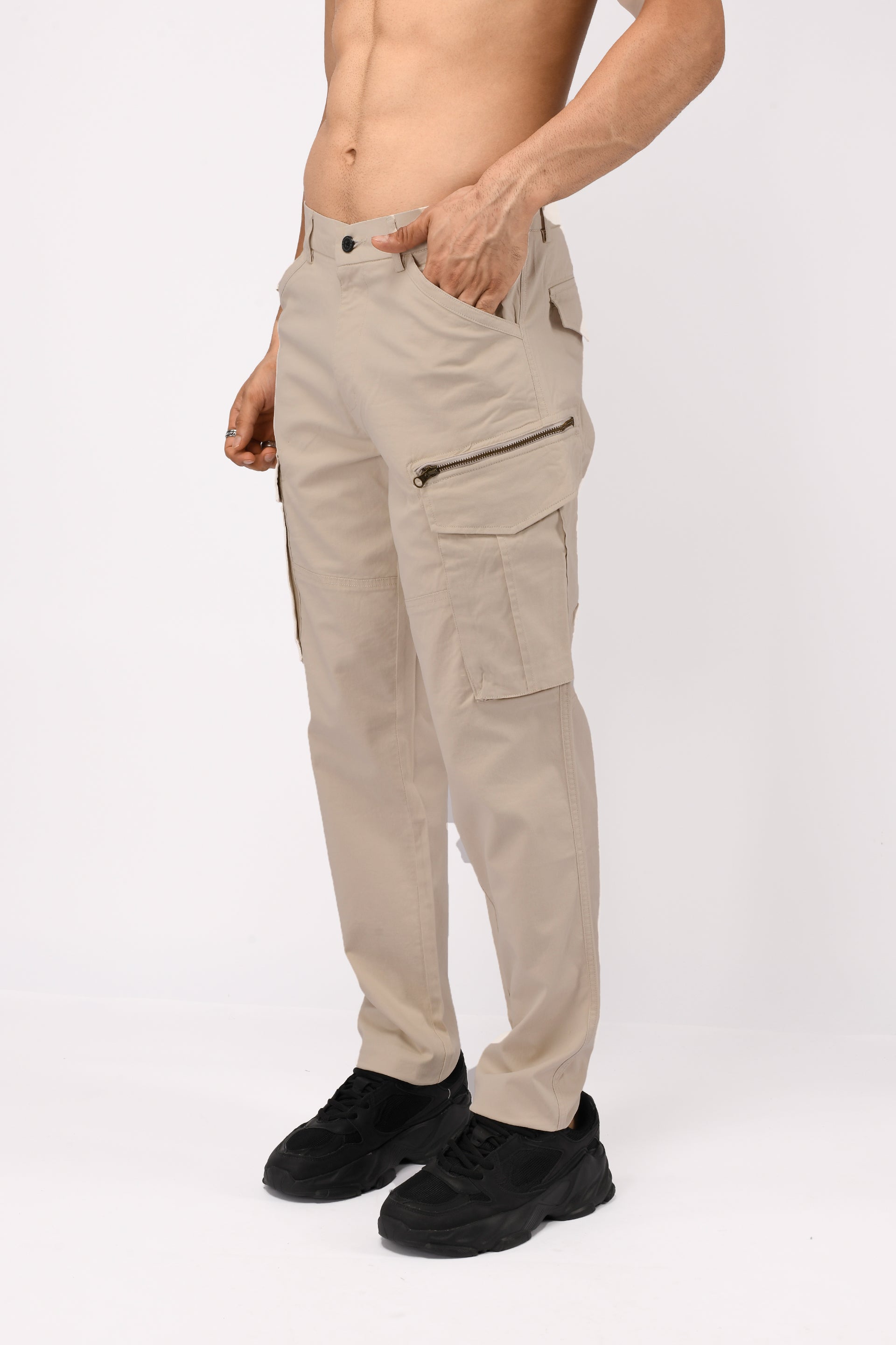 UTILITY ZIP CARGO PANTS IN CREAM