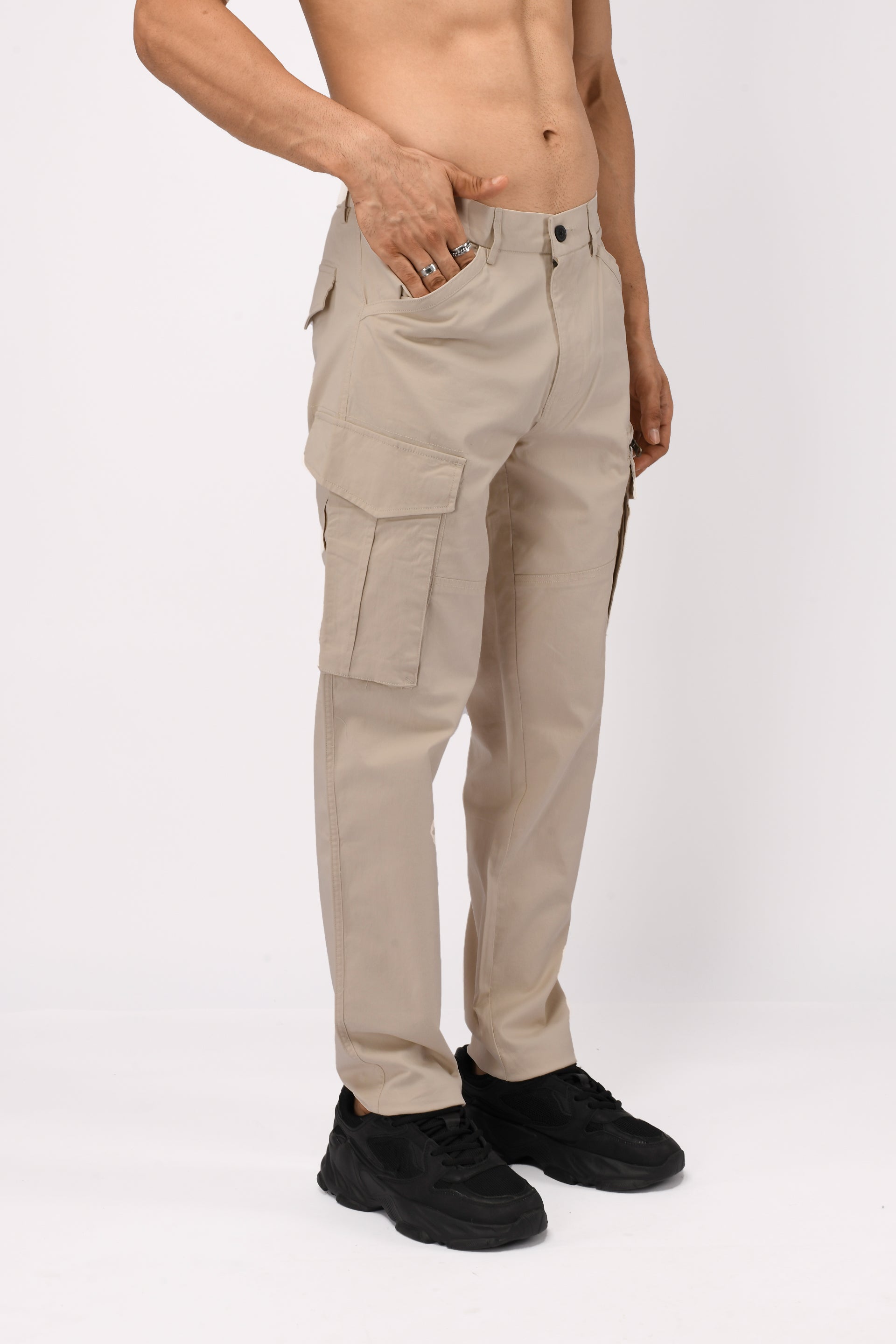 UTILITY ZIP CARGO PANTS IN CREAM