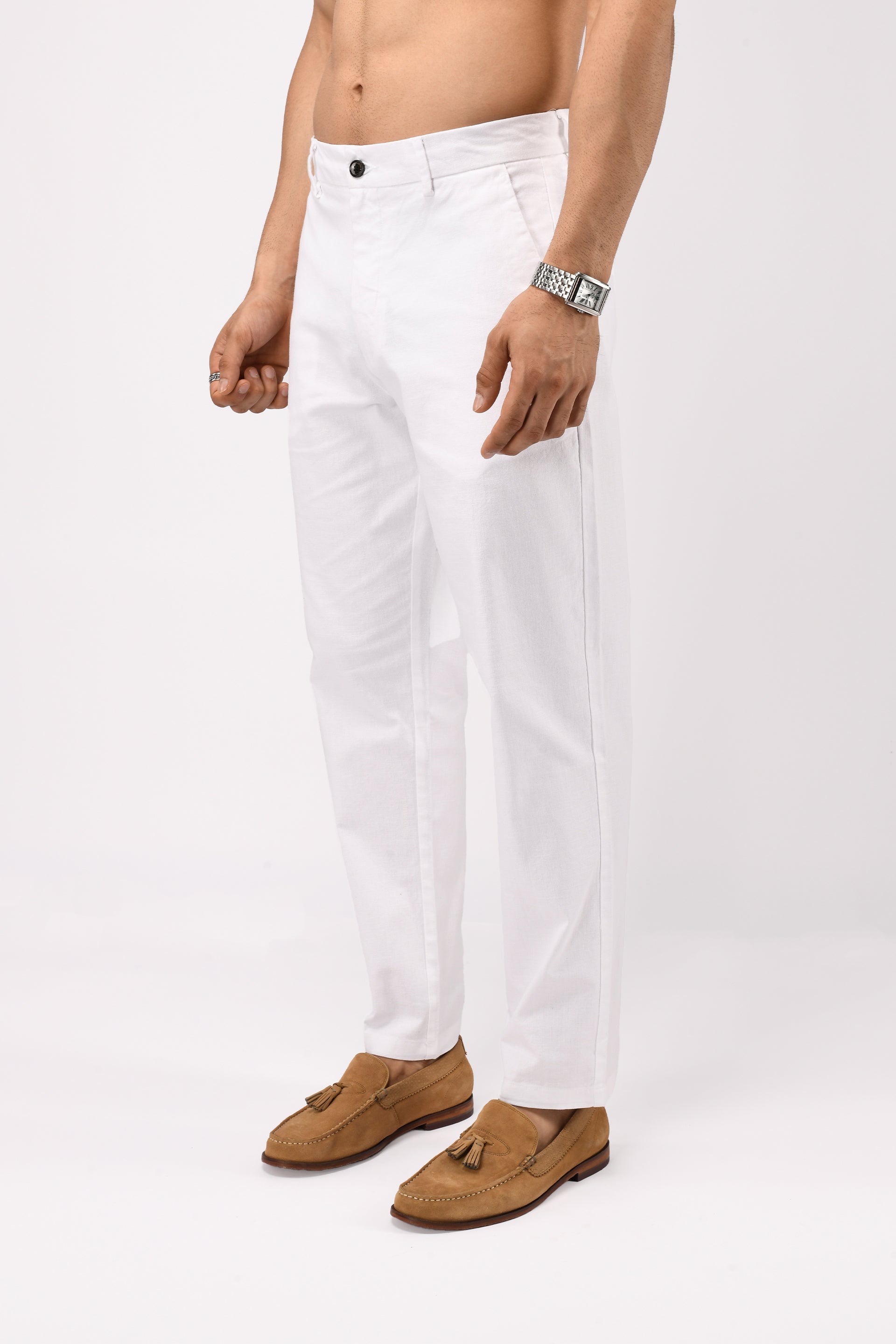 TIMELESS COTTON CHINOS- LINEN FEELS IN WHITE
