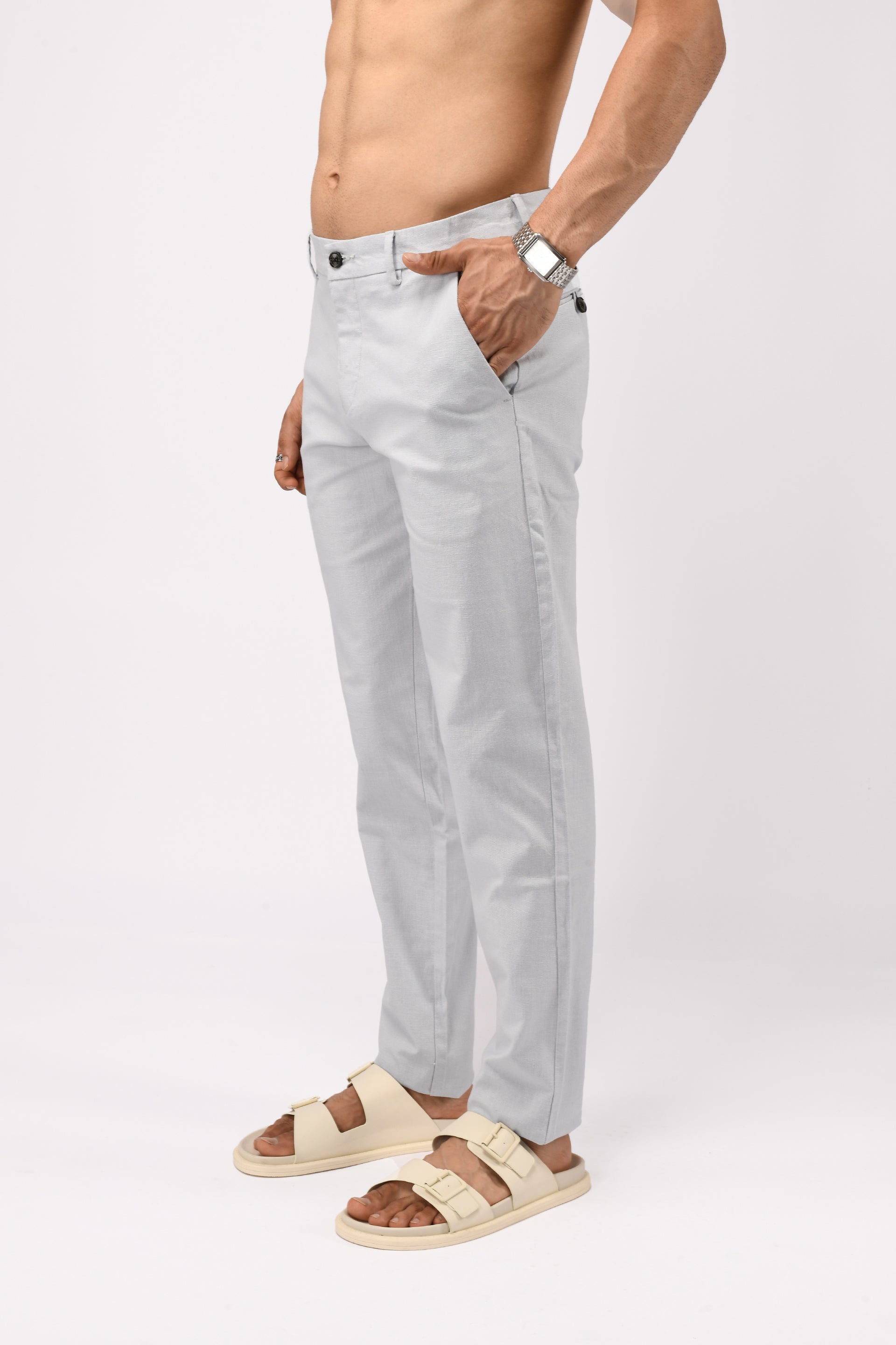 TIMELESS COTTON CHINOS- LINEN FEELS IN SKY BLUE