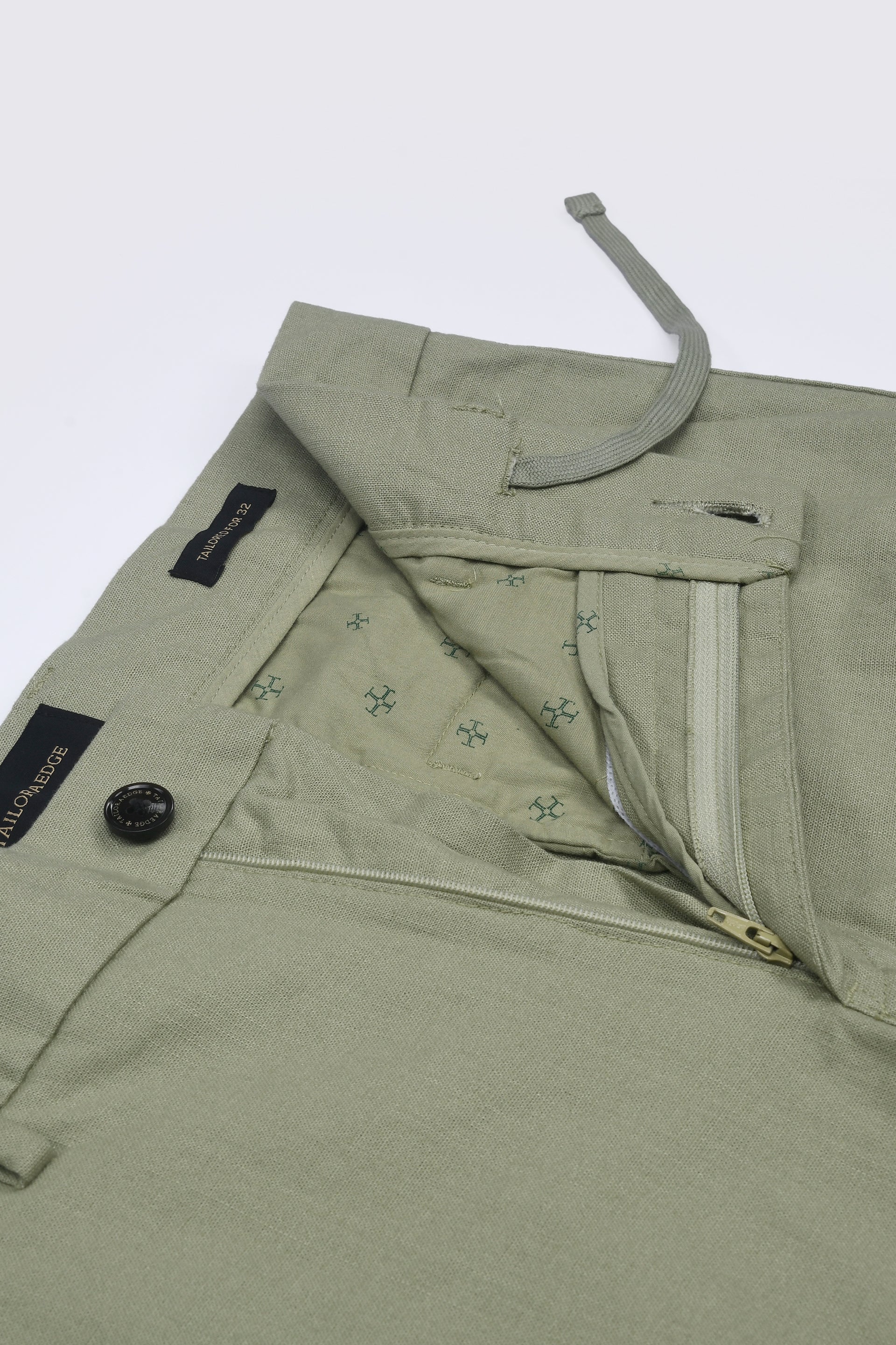 TIMELESS COTTON CHINOS- LINEN FEELS IN PISTACHIO