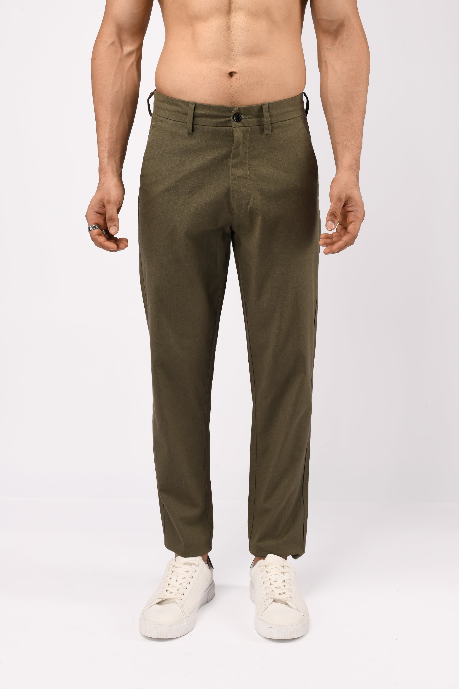 TIMELESS COTTON CHINOS- LINEN FEELS IN PINE OLIVE