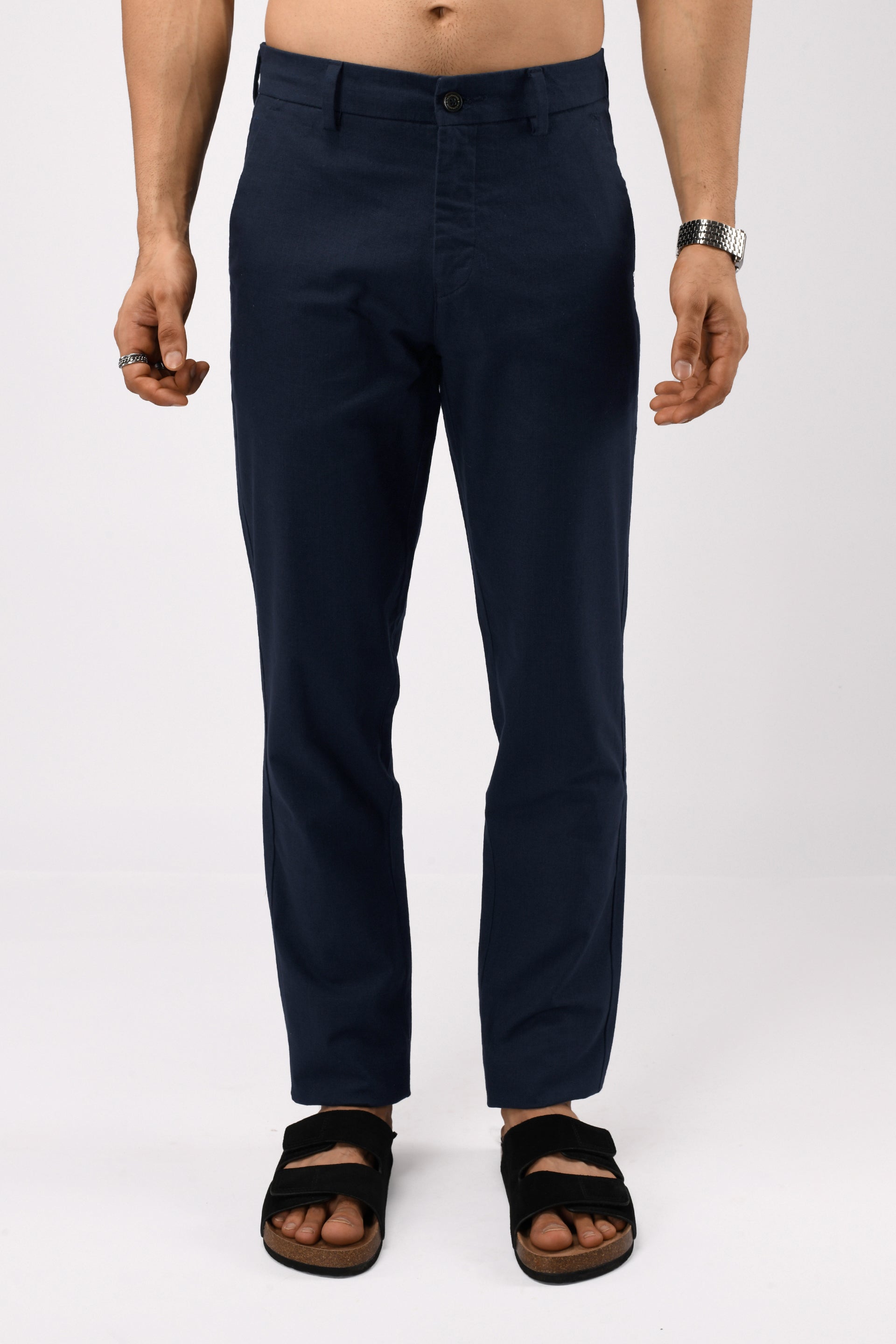 TIMELESS COTTON CHINOS- LINEN FEELS IN NAVY