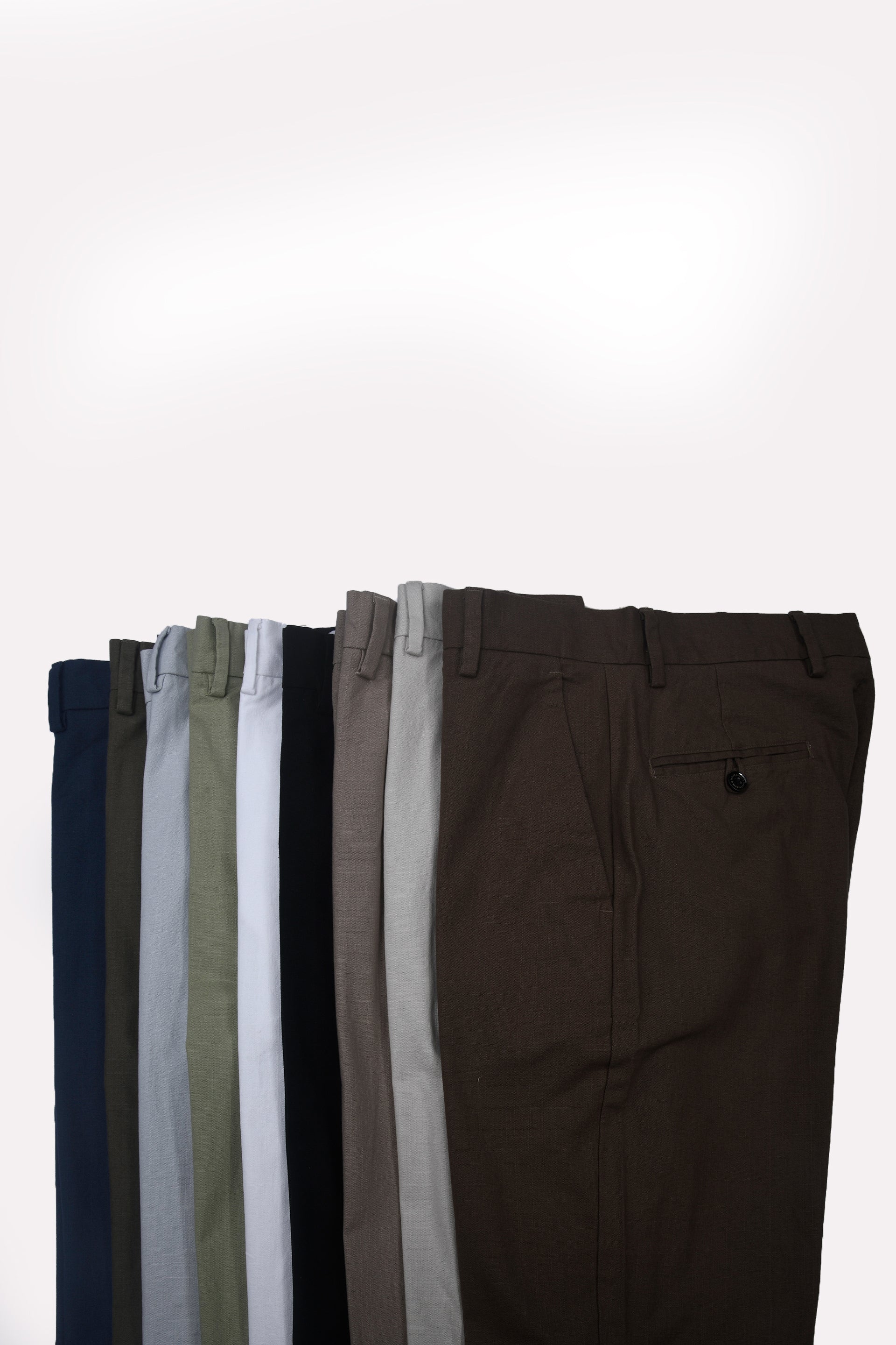 TIMELESS COTTON CHINOS- LINEN FEELS IN NAVY