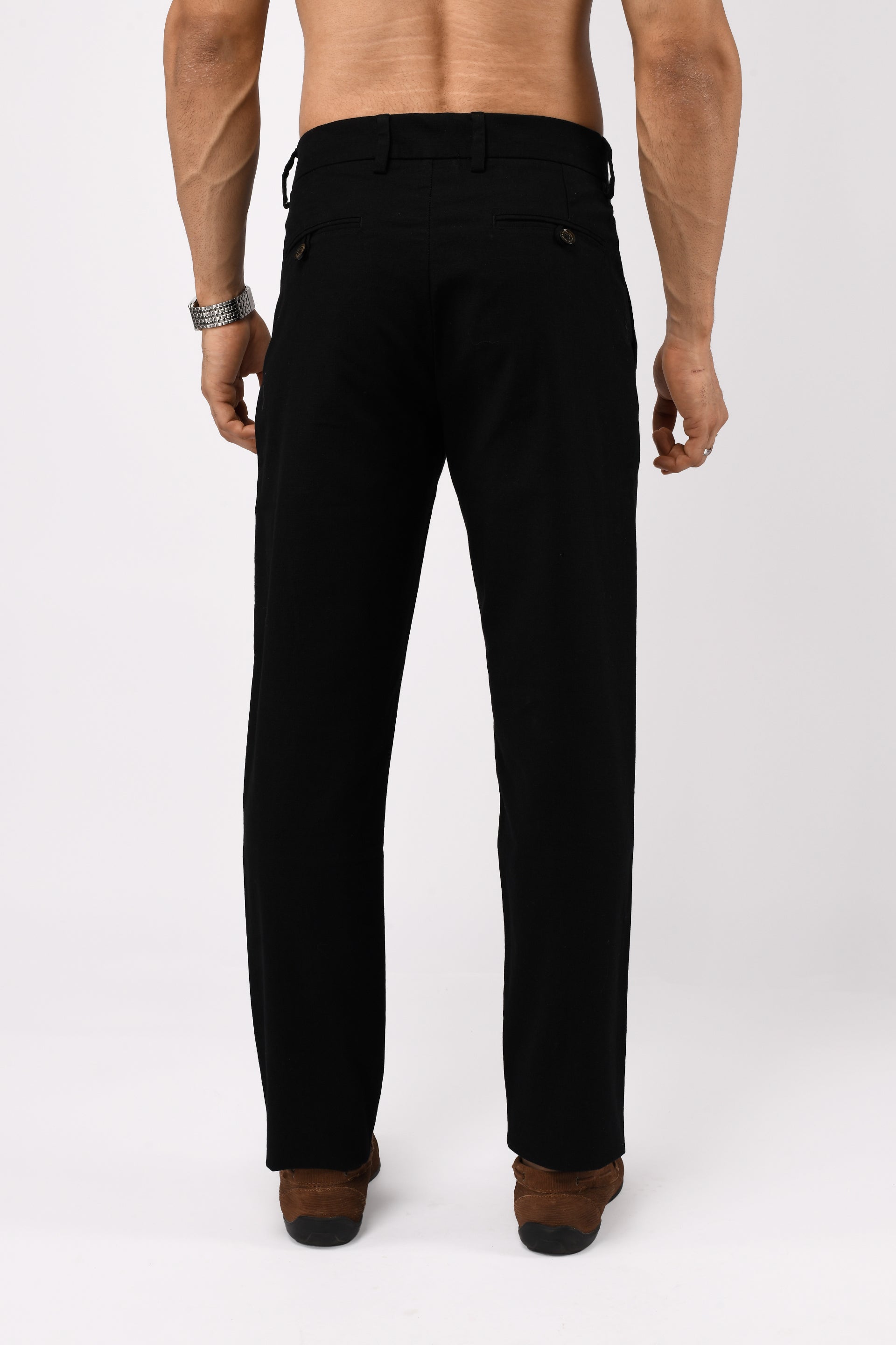 TIMELESS COTTON CHINOS- LINEN FEELS IN BLACK
