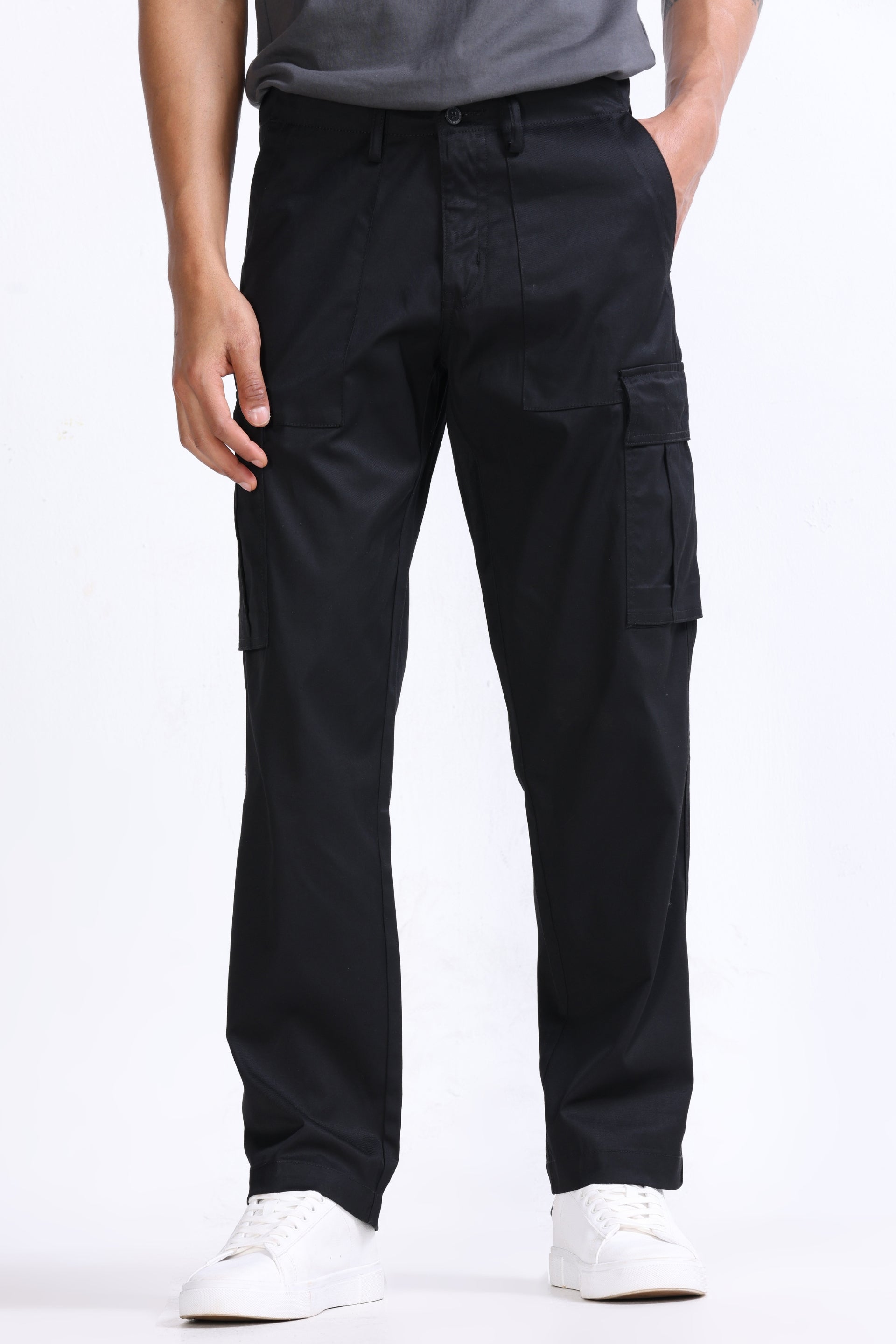 MASON RELAXED CARGO PANTS IN BLACK