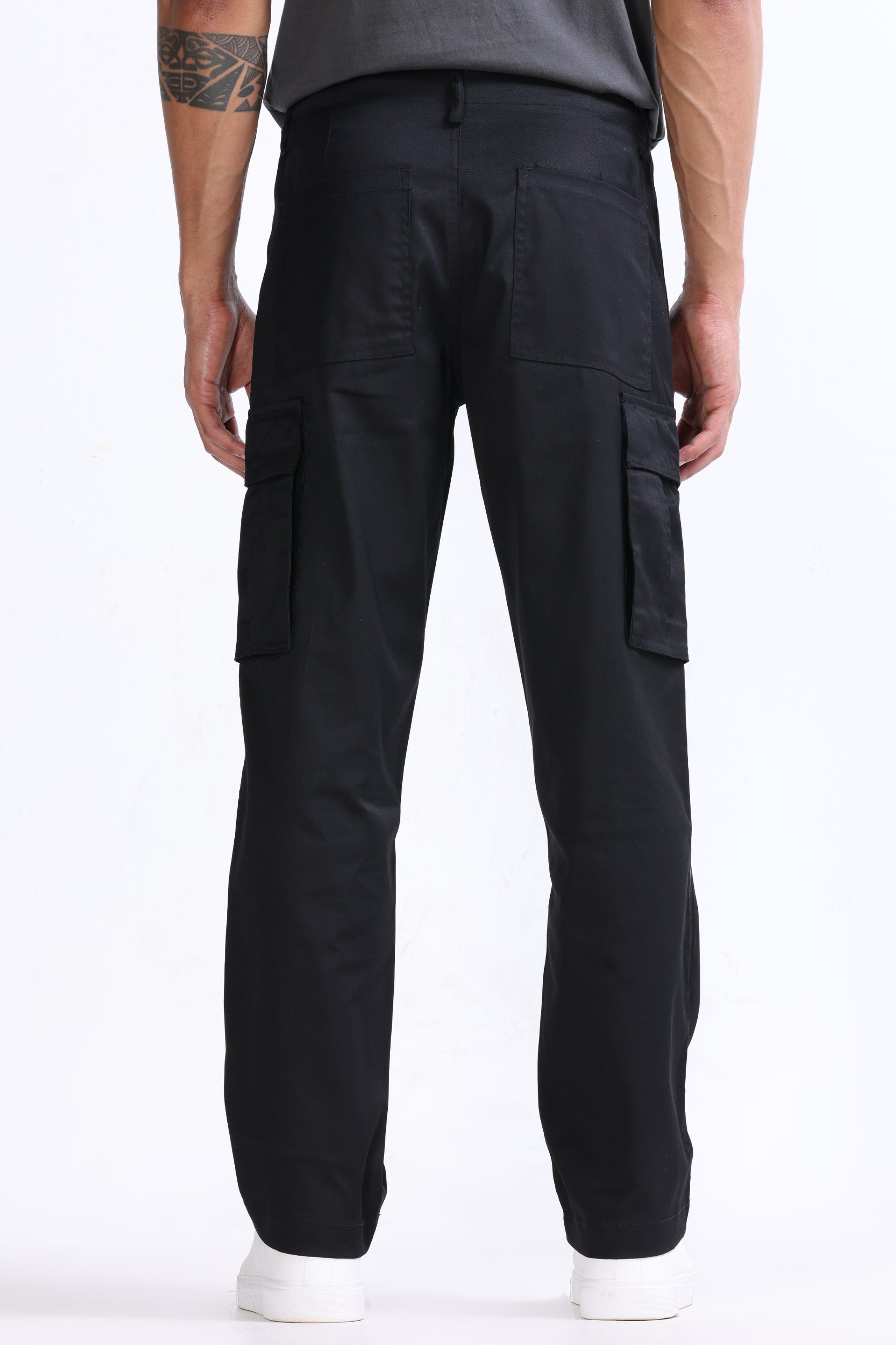 MASON RELAXED CARGO PANTS IN BLACK
