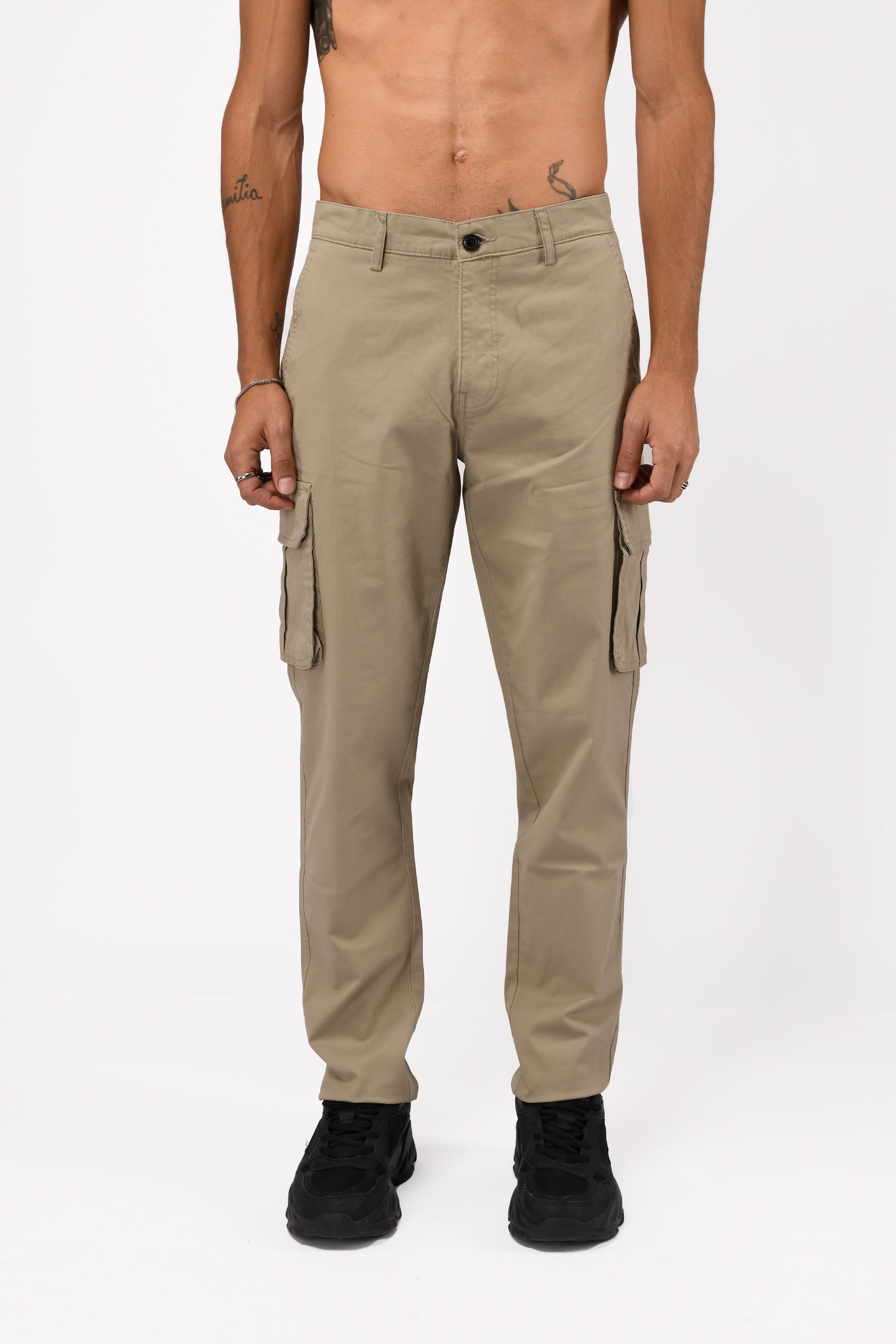 ELEVATED TWILL TAILORED CARGO PANTS IN BEIGE