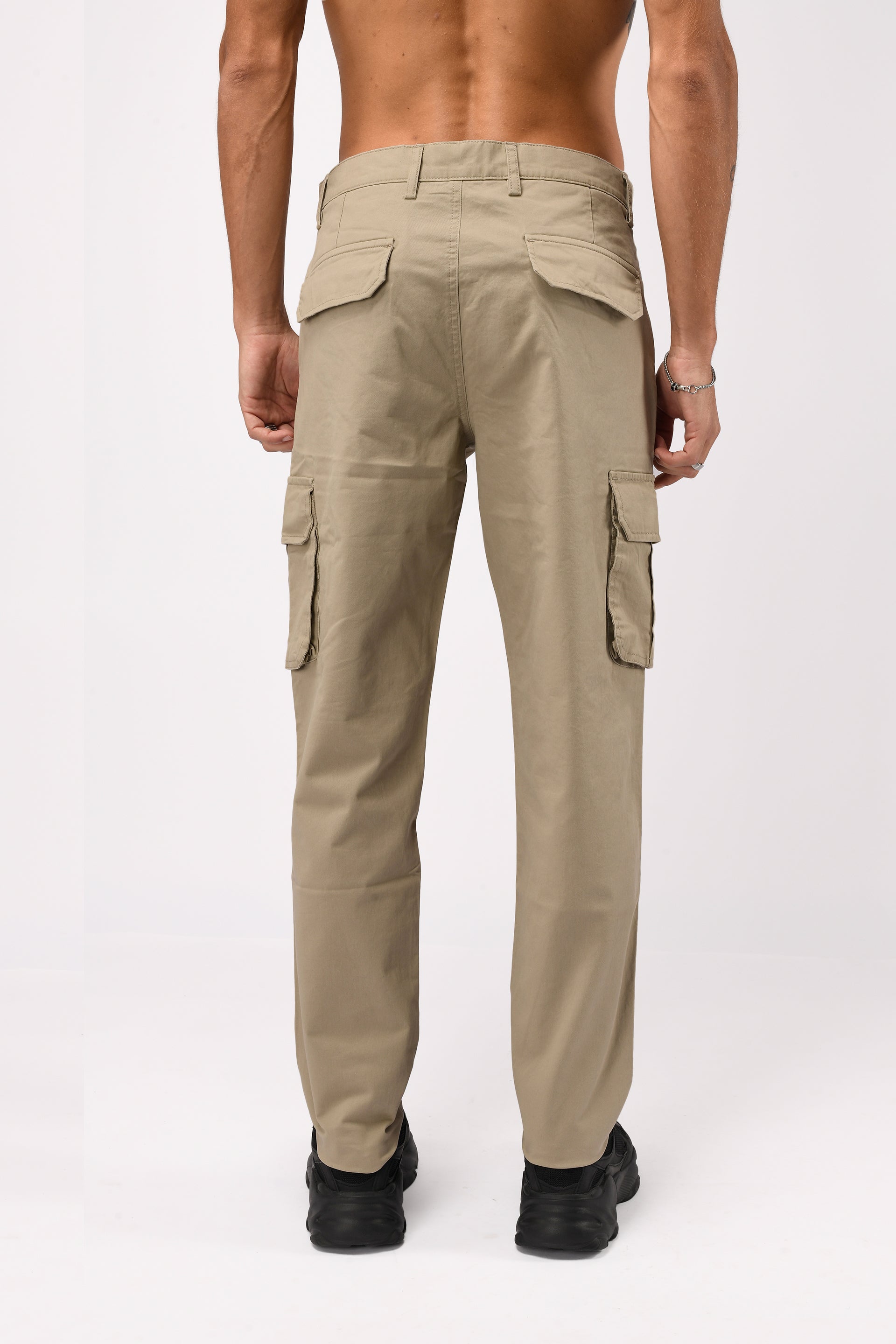 ELEVATED TWILL TAILORED CARGO PANTS IN BEIGE