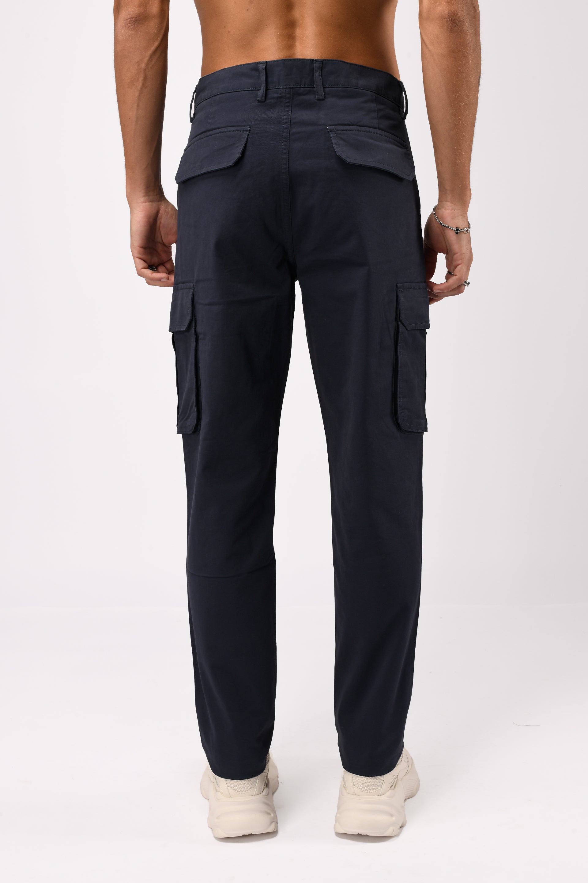 ELEVATED TWILL TAILORED CARGO PANTS IN NAVY