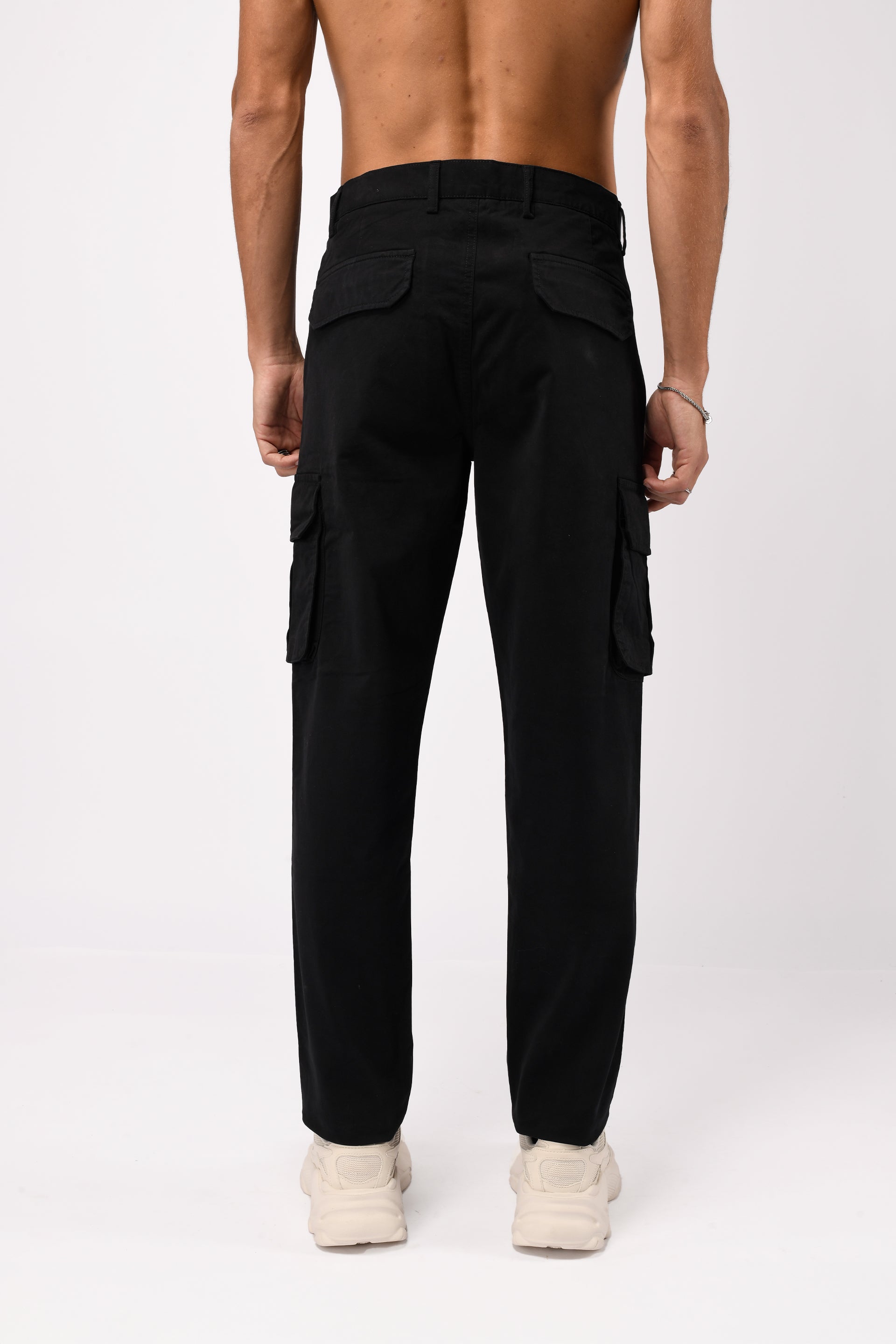 ELEVATED TWILL TAILORED CARGO PANTS IN BLACK