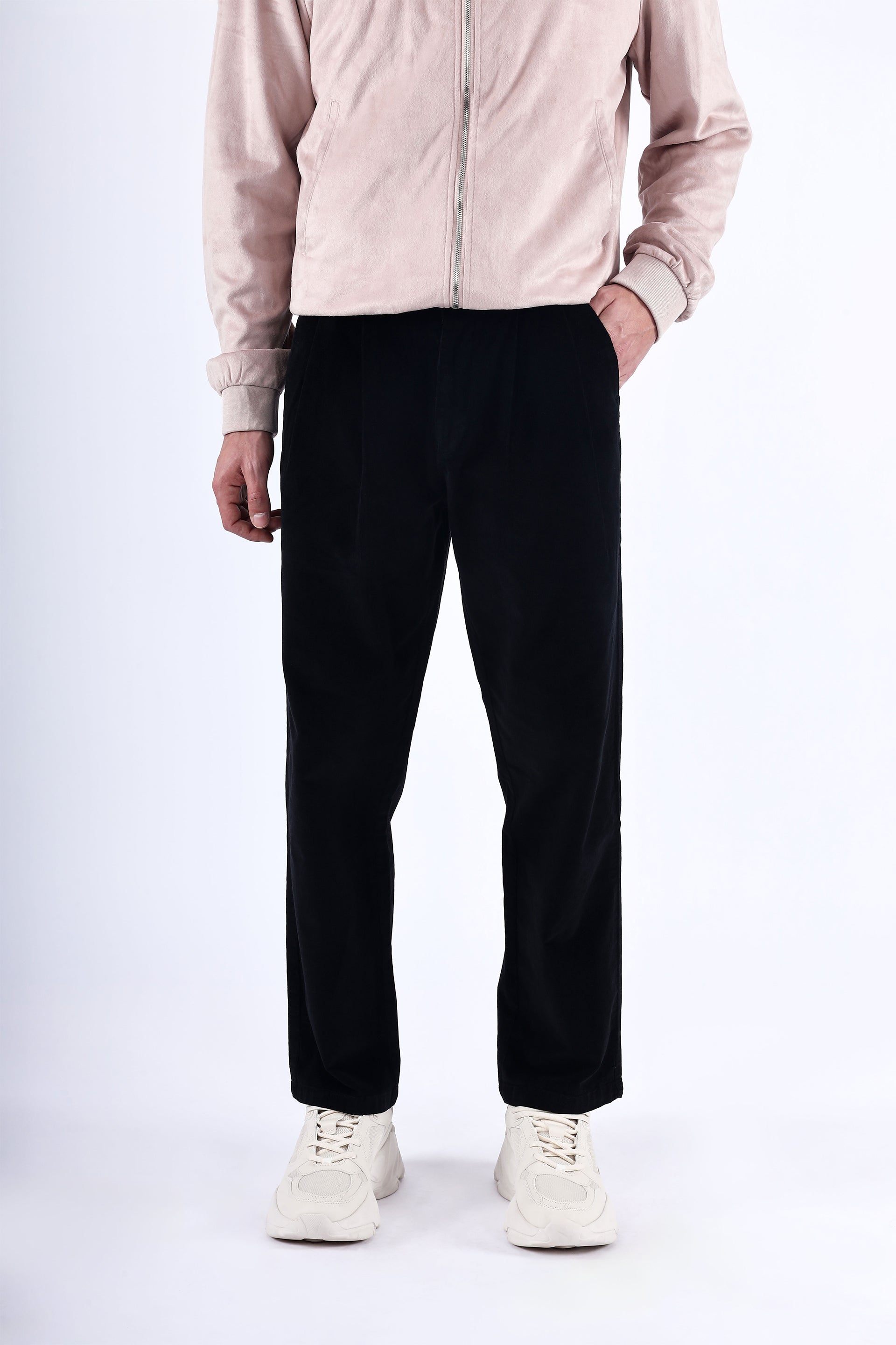 Relaxed Pleated Corduroy Pants In Black