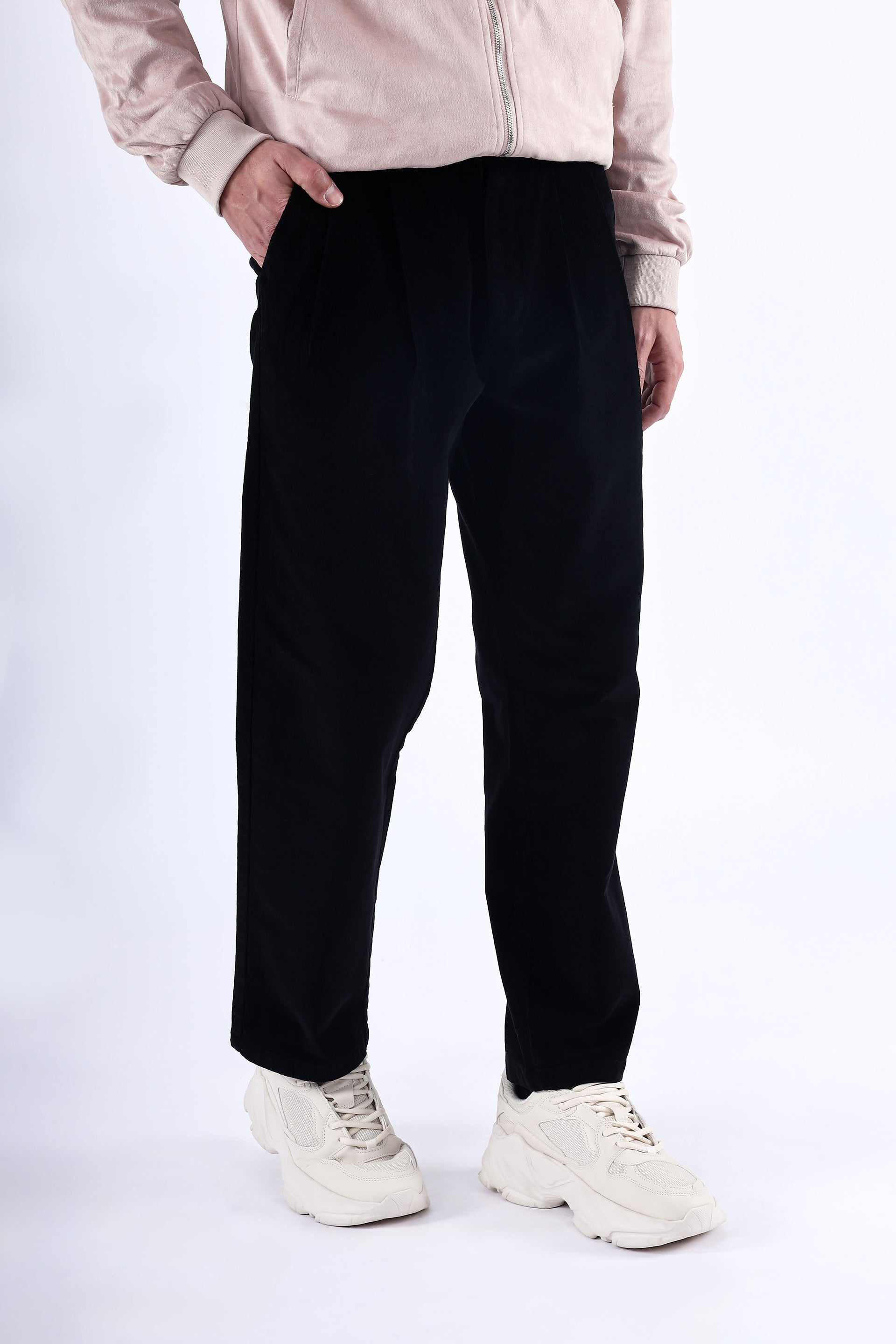 Relaxed Pleated Corduroy Pants In Black