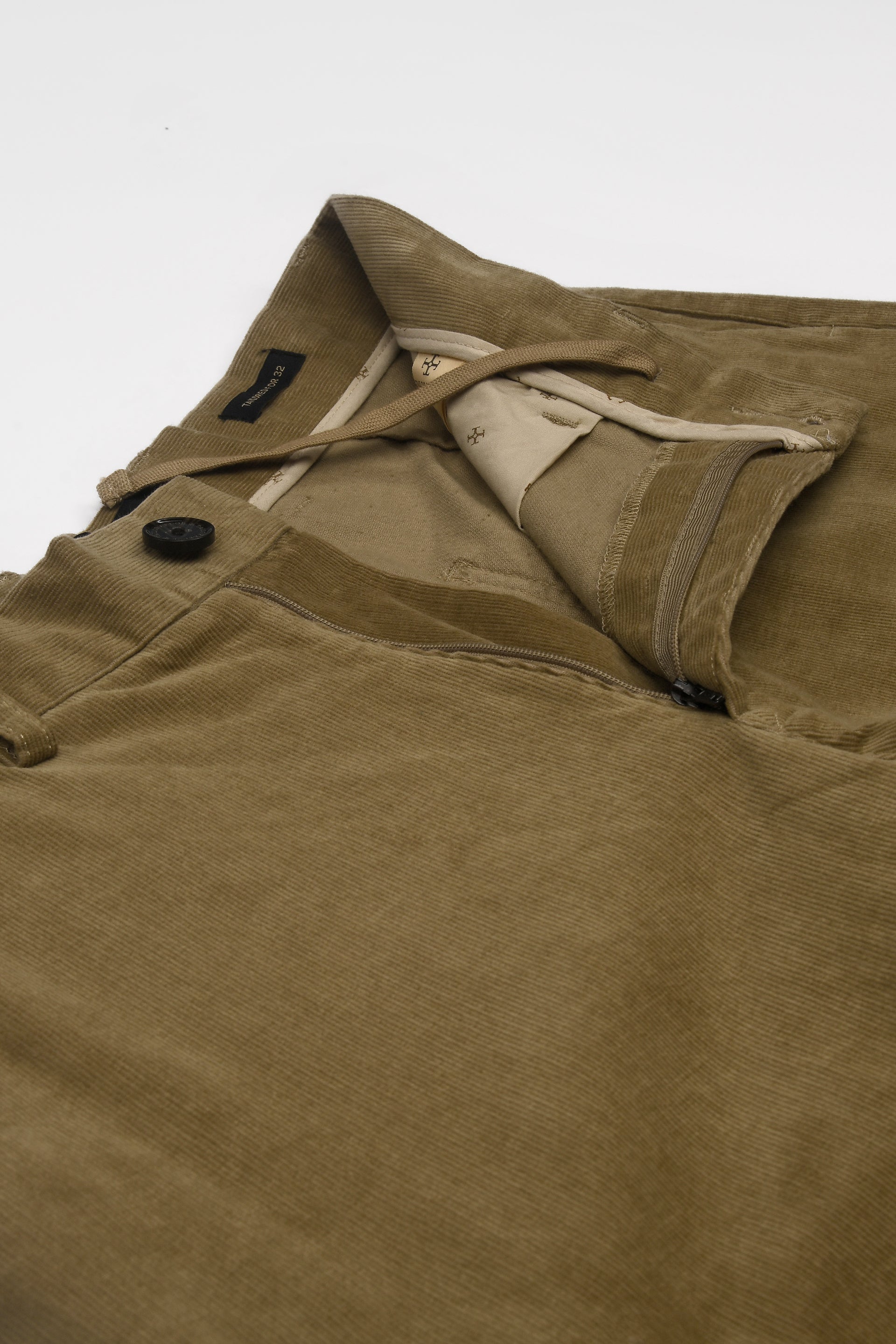 SOFT CORDUROY RELAXED CARGO PANTS IN BEIGE