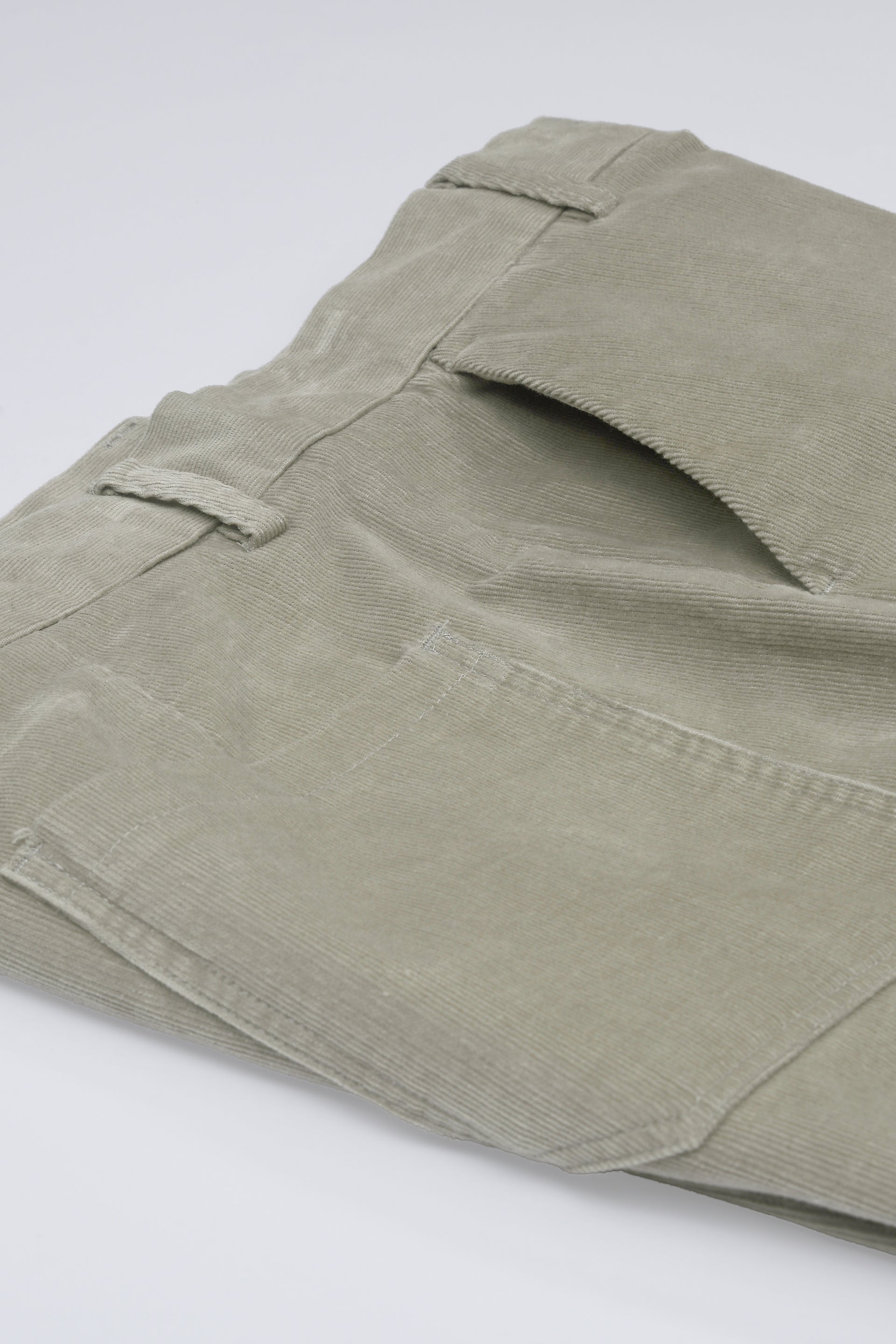 SOFT CORDUROY RELAXED CARGO PANTS IN LIGHT GREY