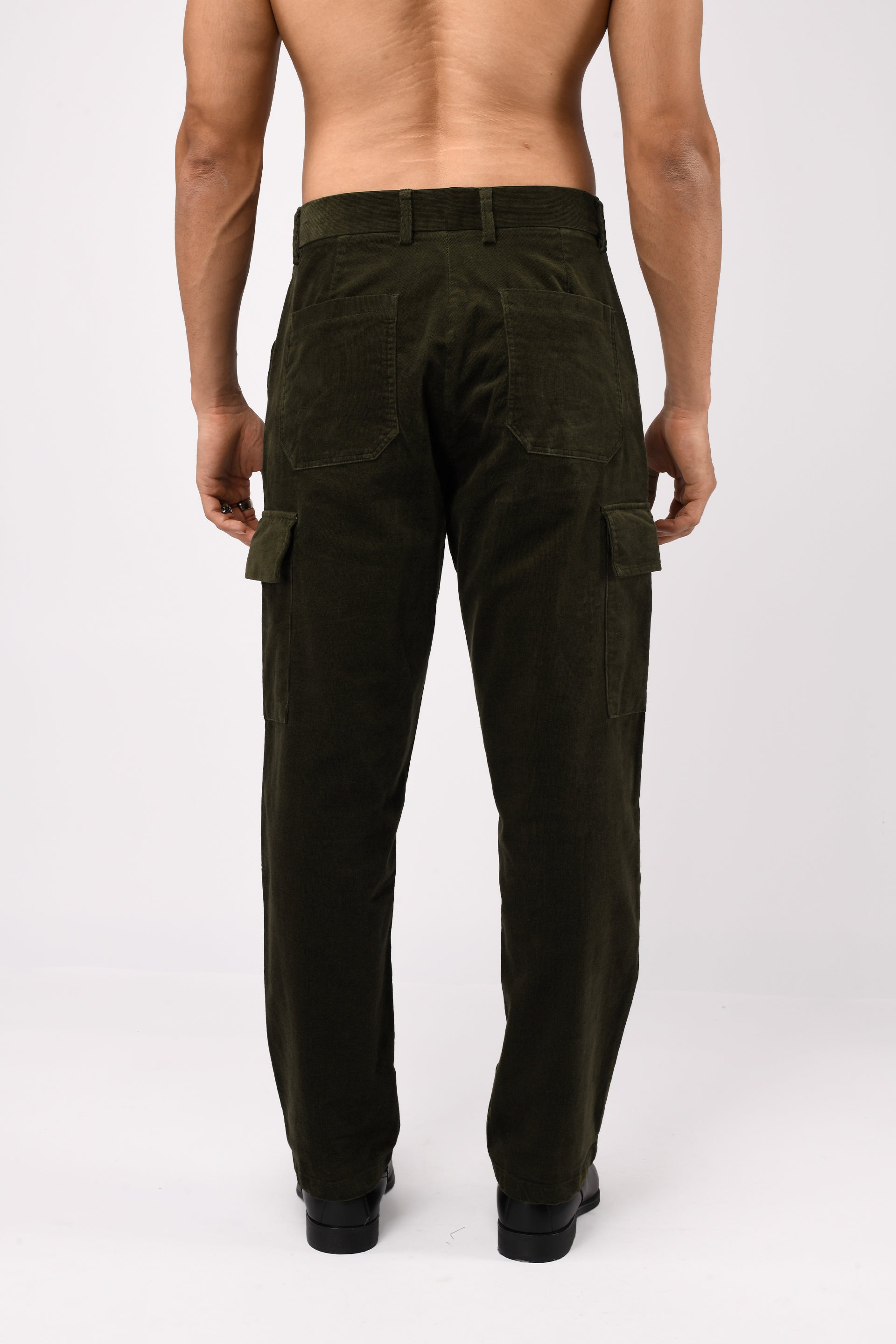 Soft Corduroy Relaxed Cargo Pants In Dark Olive