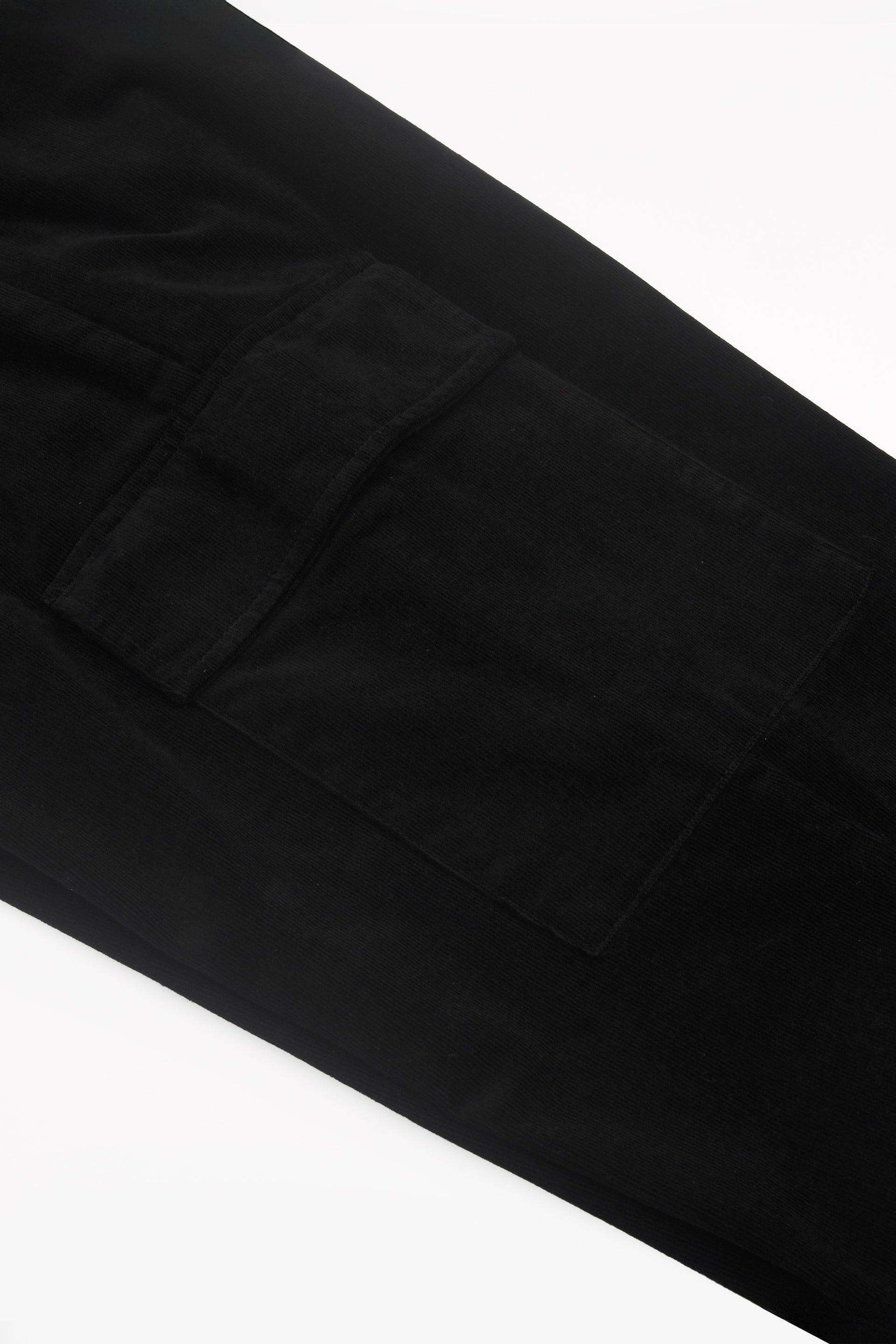 SOFT CORDUROY RELAXED CARGO PANTS IN BLACK