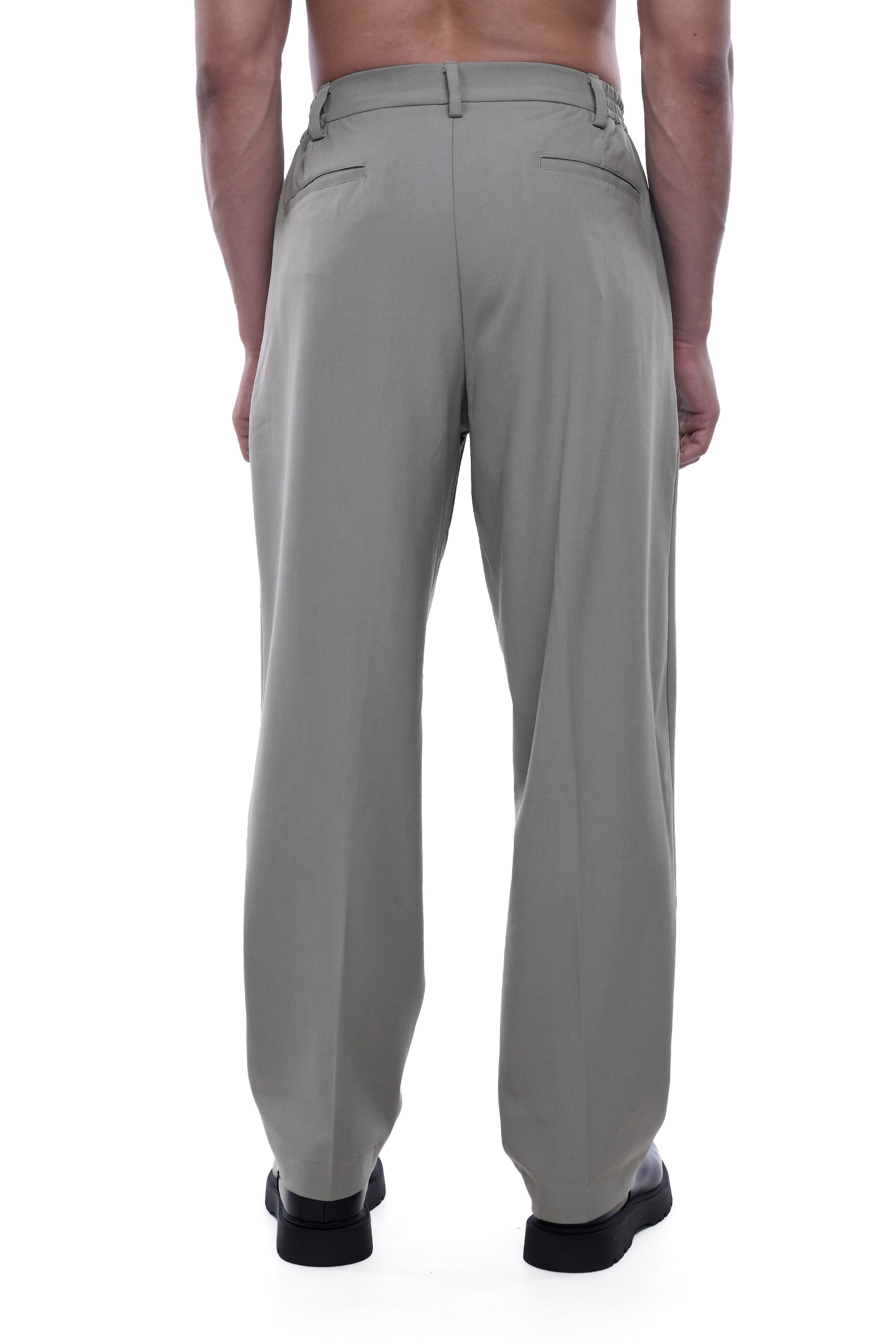 SOFT IRON RELAXED TROUSERS IN LIGHT GREY