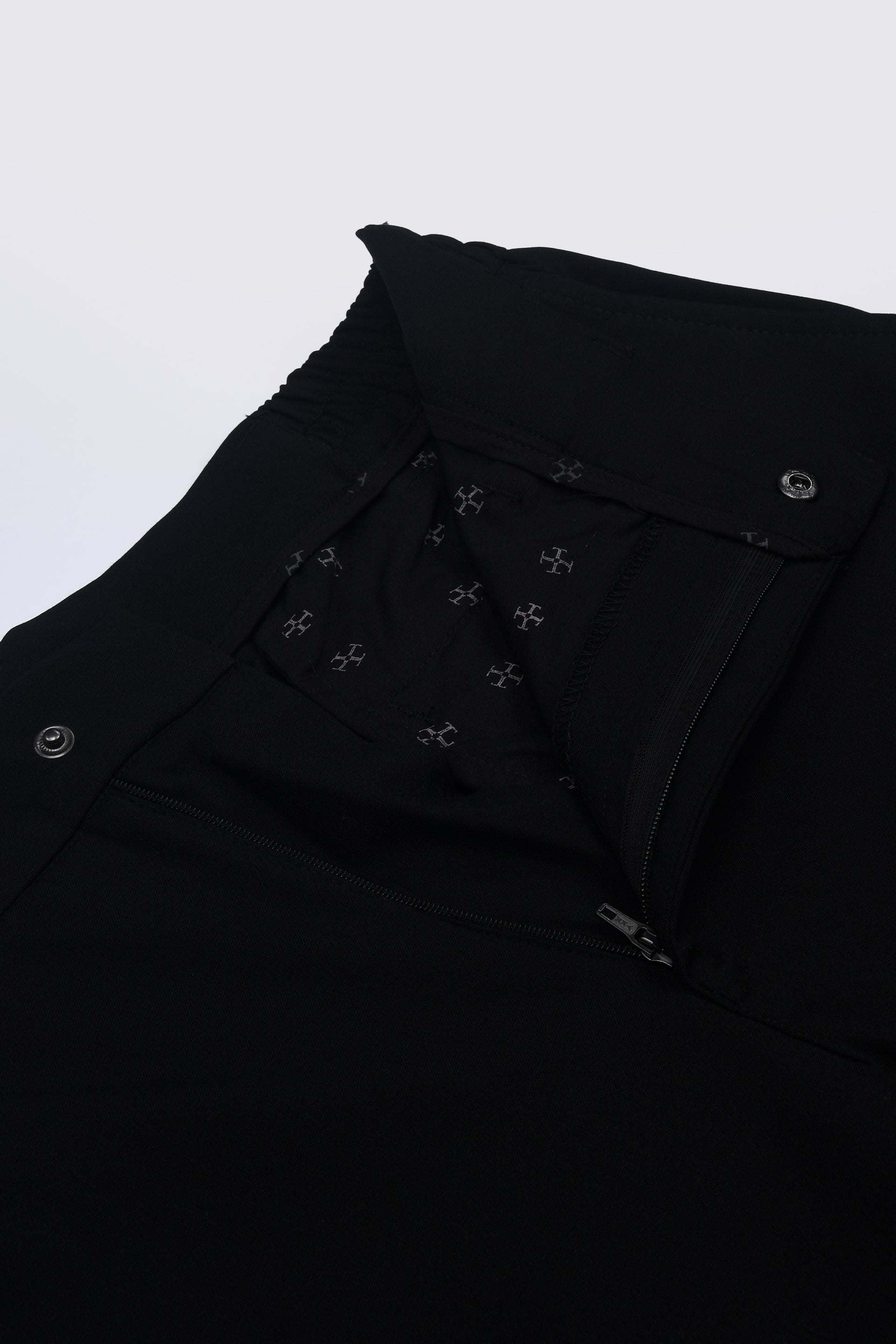 SOFT IRON TAILORED TROUSERS IN BLACK