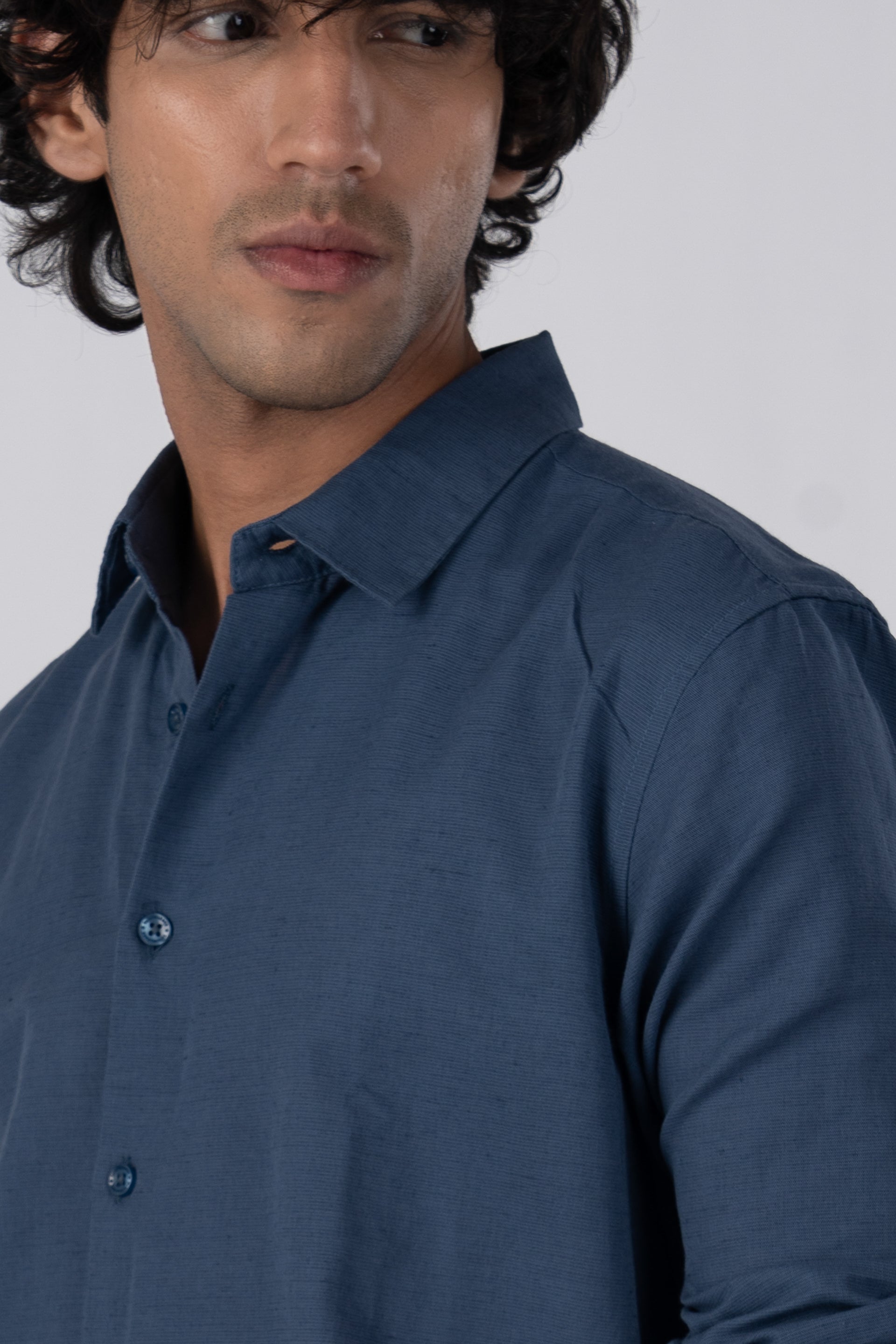 Classic Fused Linen Shirt In Ocean Blue