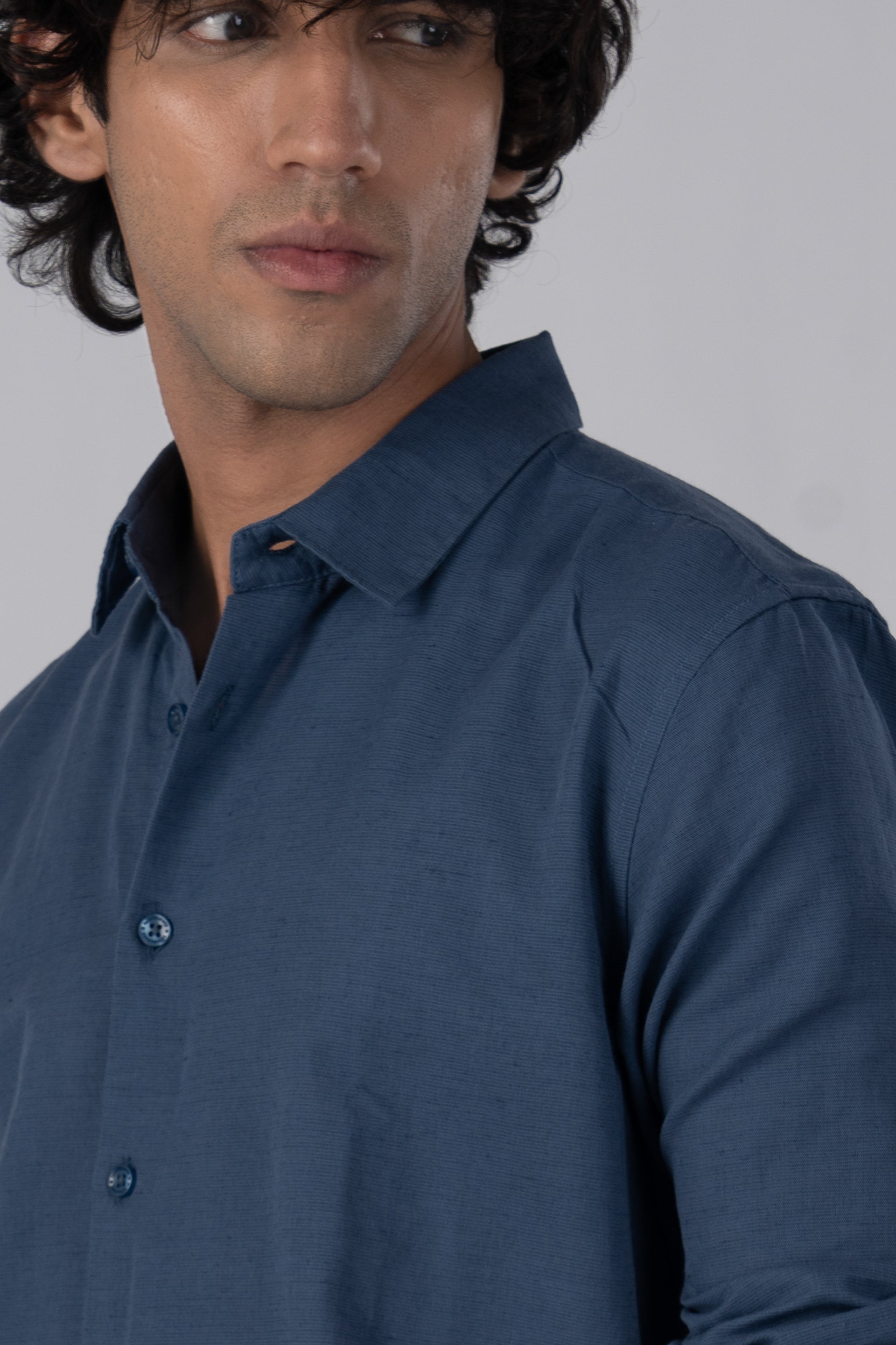 Classic Fused Linen Shirt In Ocean Blue
