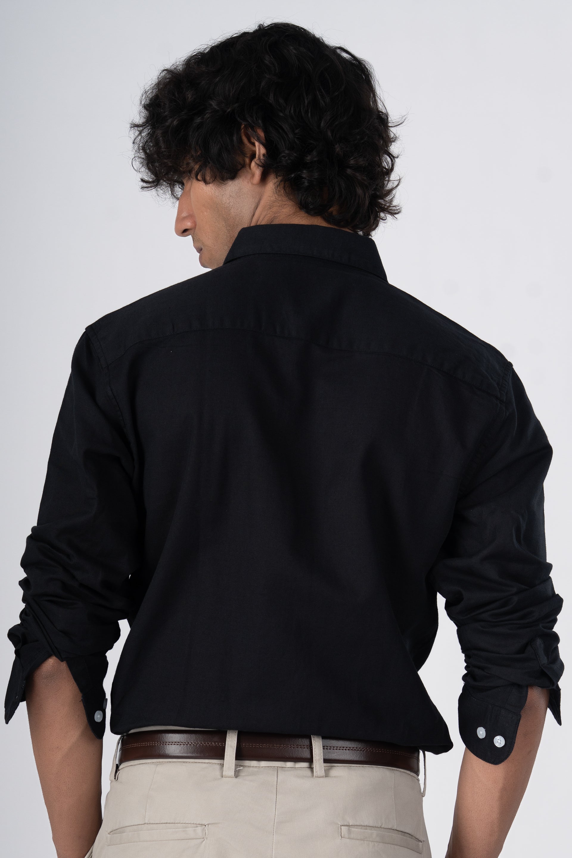 Classic Fused Linen Shirt In Black