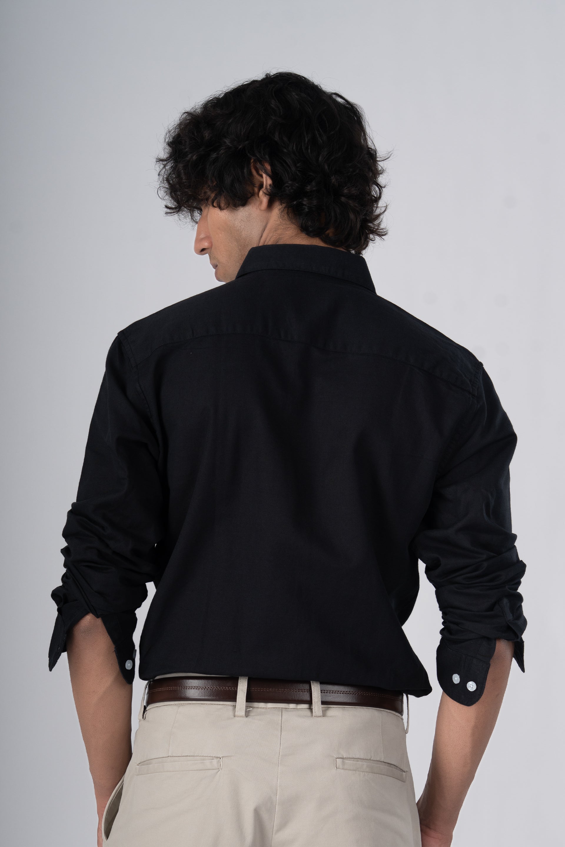 Classic Fused Linen Shirt In Black