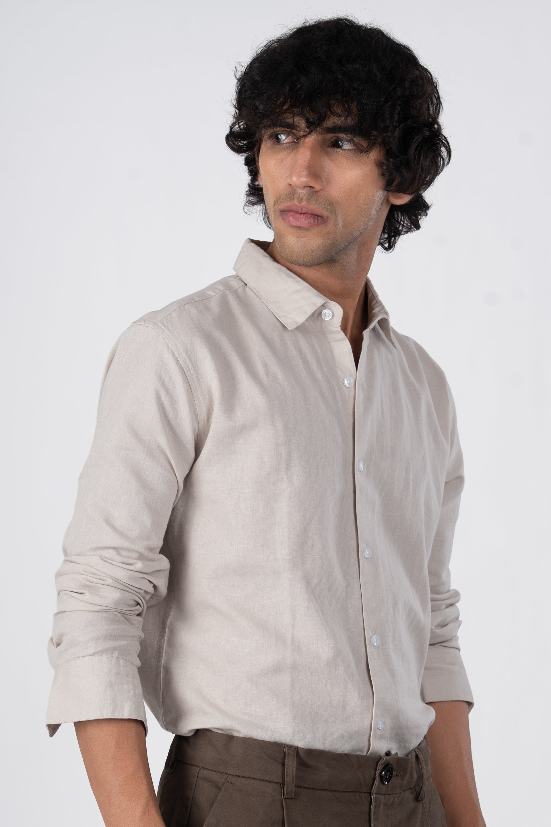 Classic Fused Linen Shirt In Cream