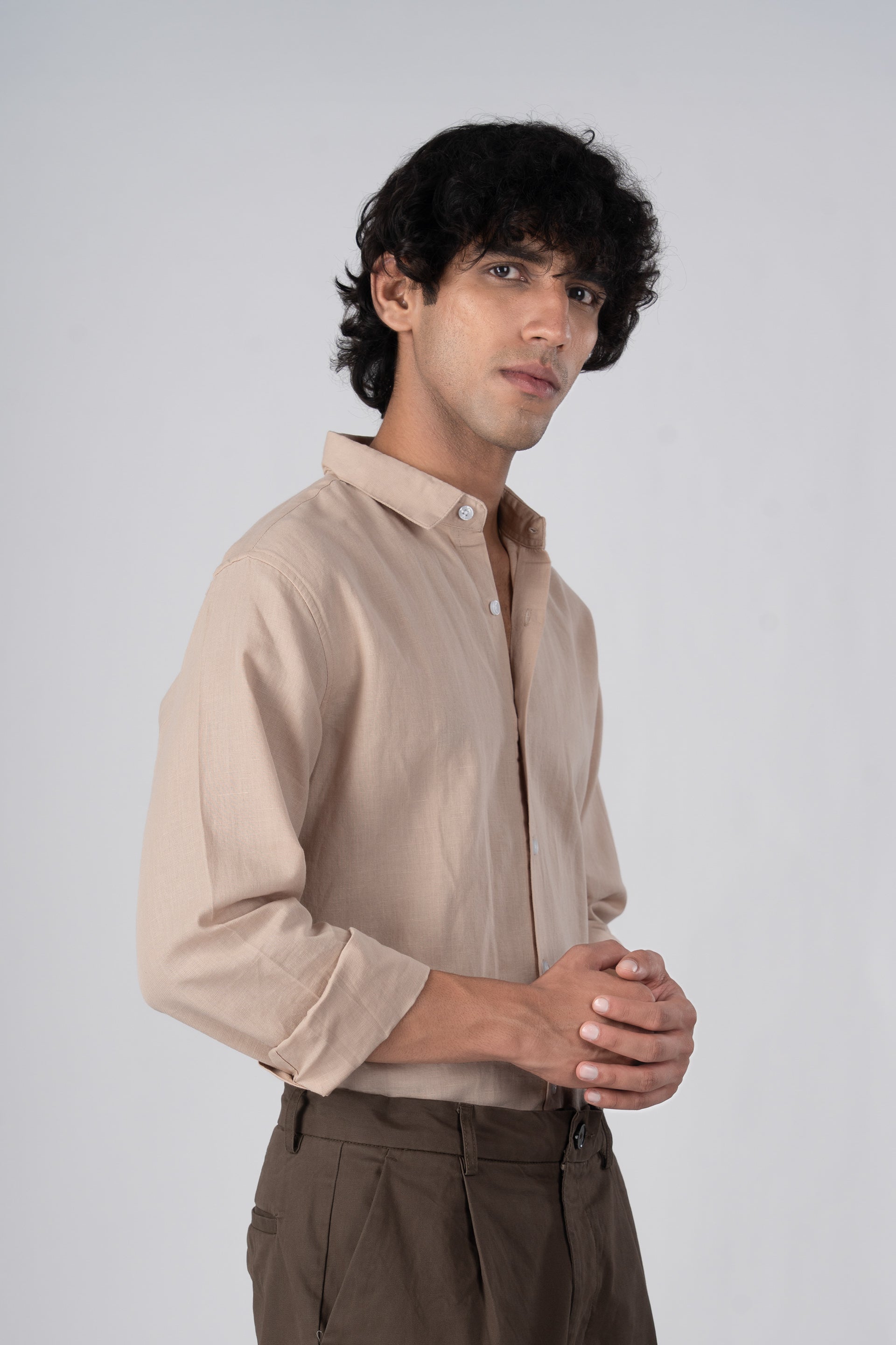 Classic Fused Linen Shirt In Beige