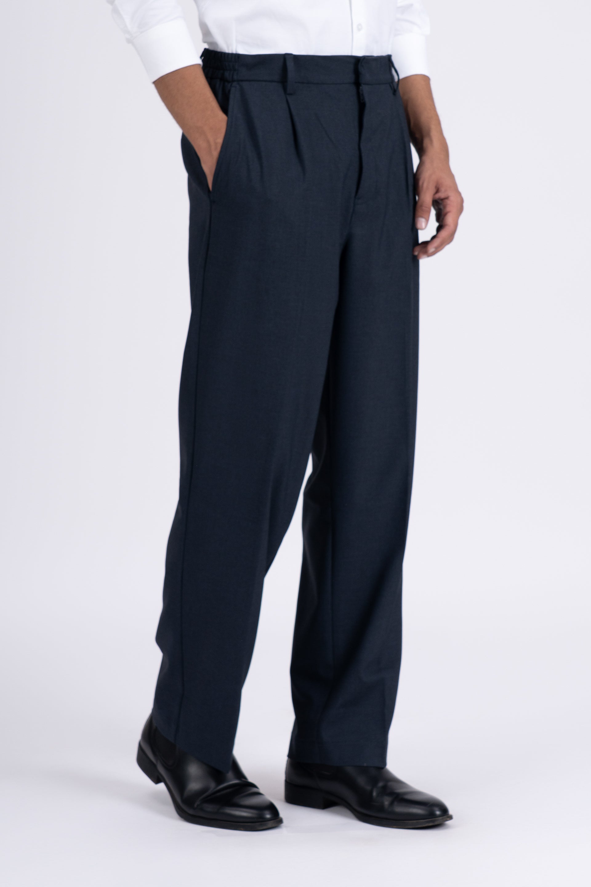 Easy Iron Flexi Relaxed Trouser In Blue