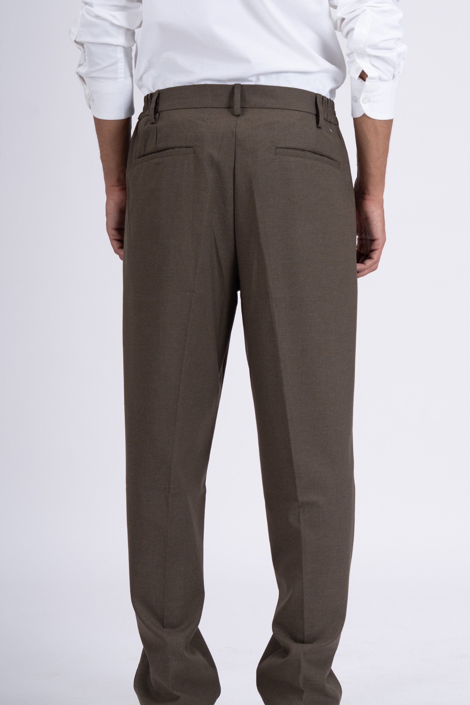 Easy Iron Flexi Relaxed Trouser In Brown