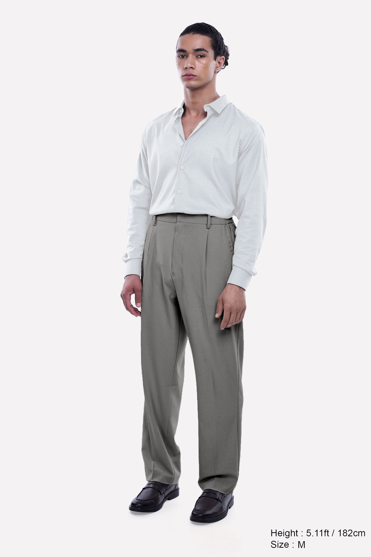 EASY IRON RELAXED TROUSERS IN GREY