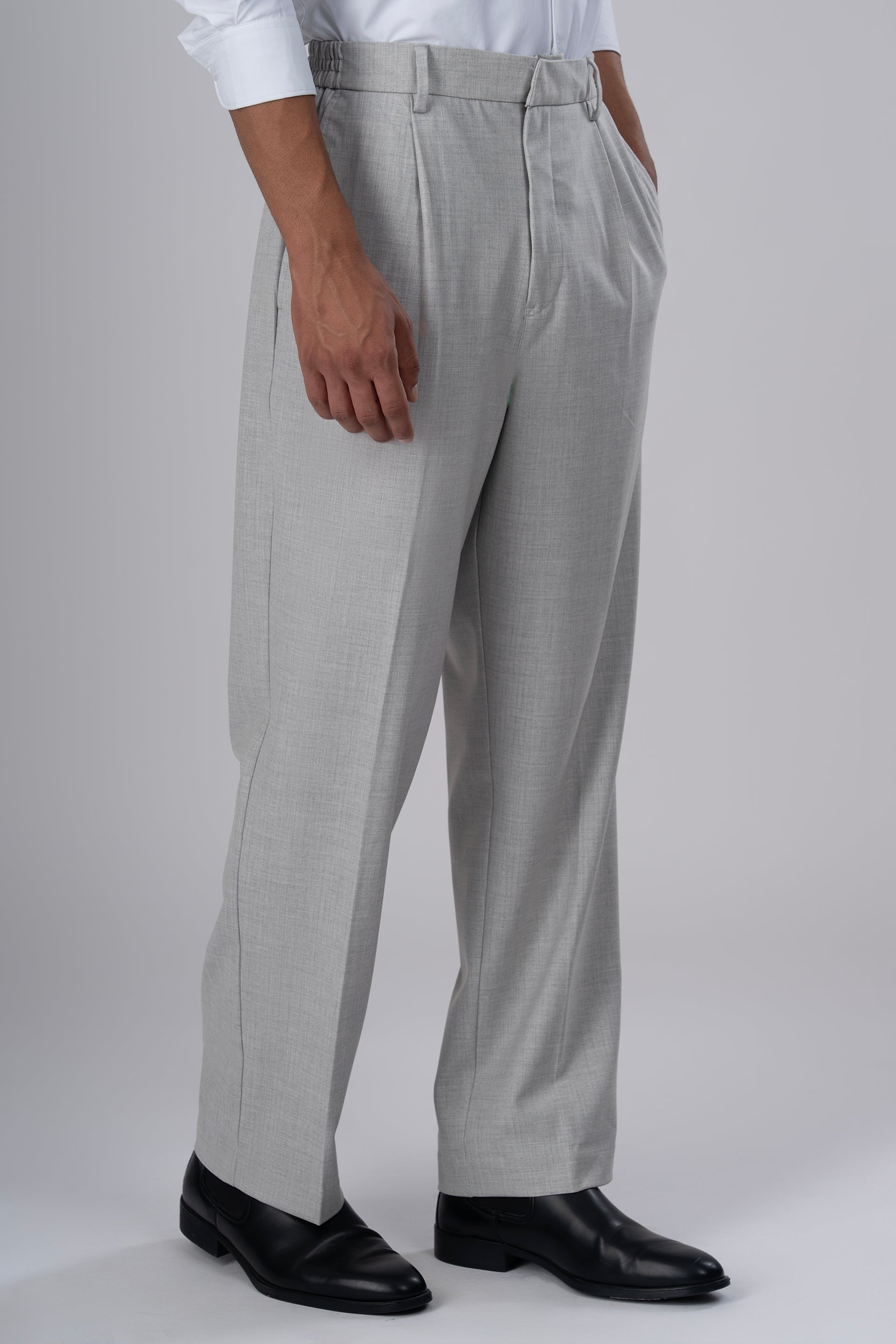 Soft Iron Flexi Pinstriped Relaxed Pant In Light Grey