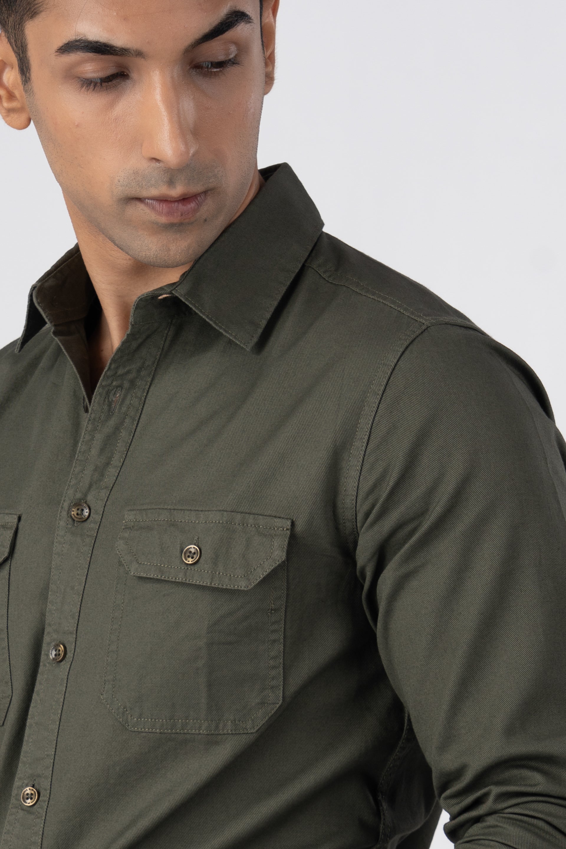 Classic Cotton Cargo Shirt In Olive