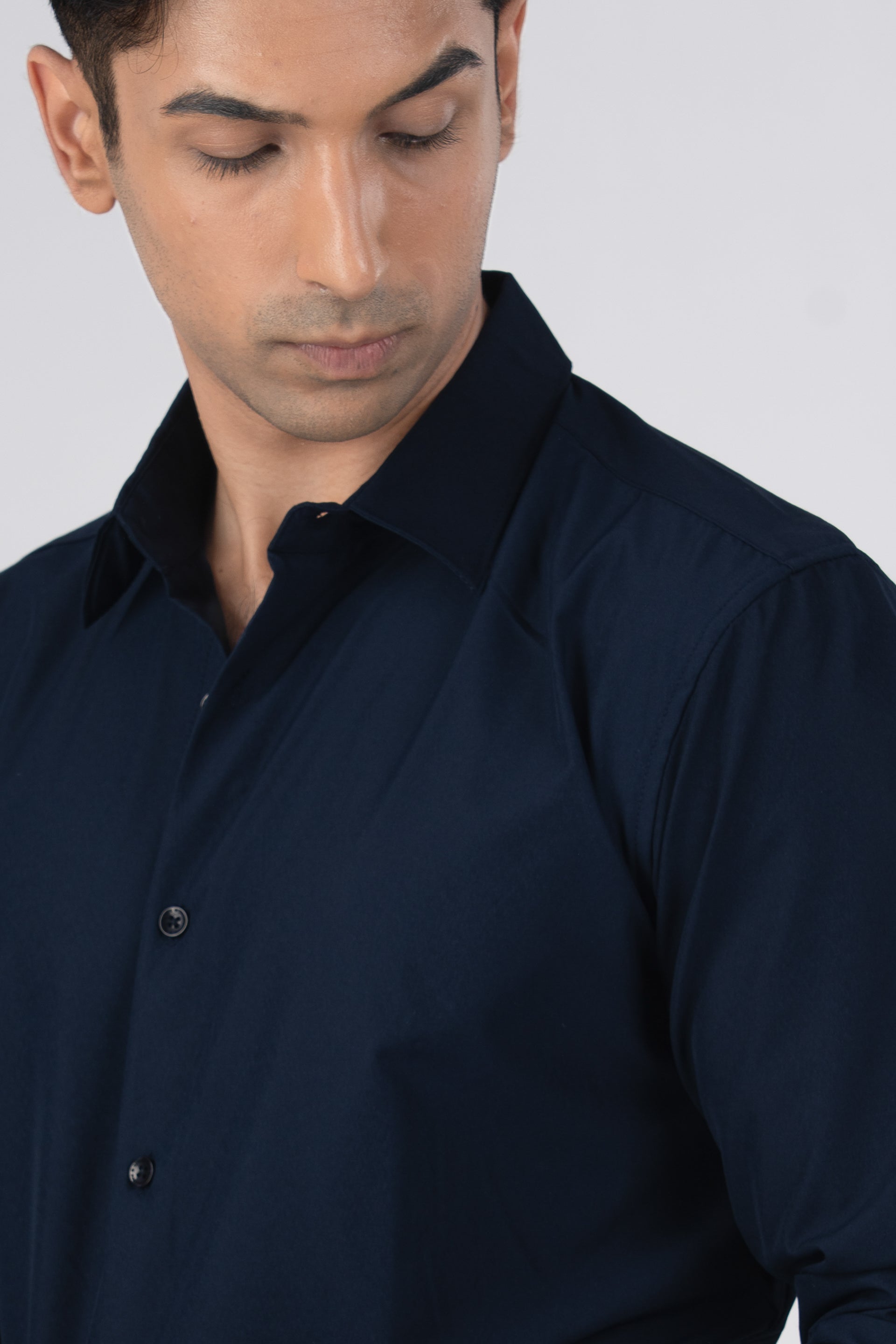 Featherlite Wrinkle Resistant Shirt In Navy
