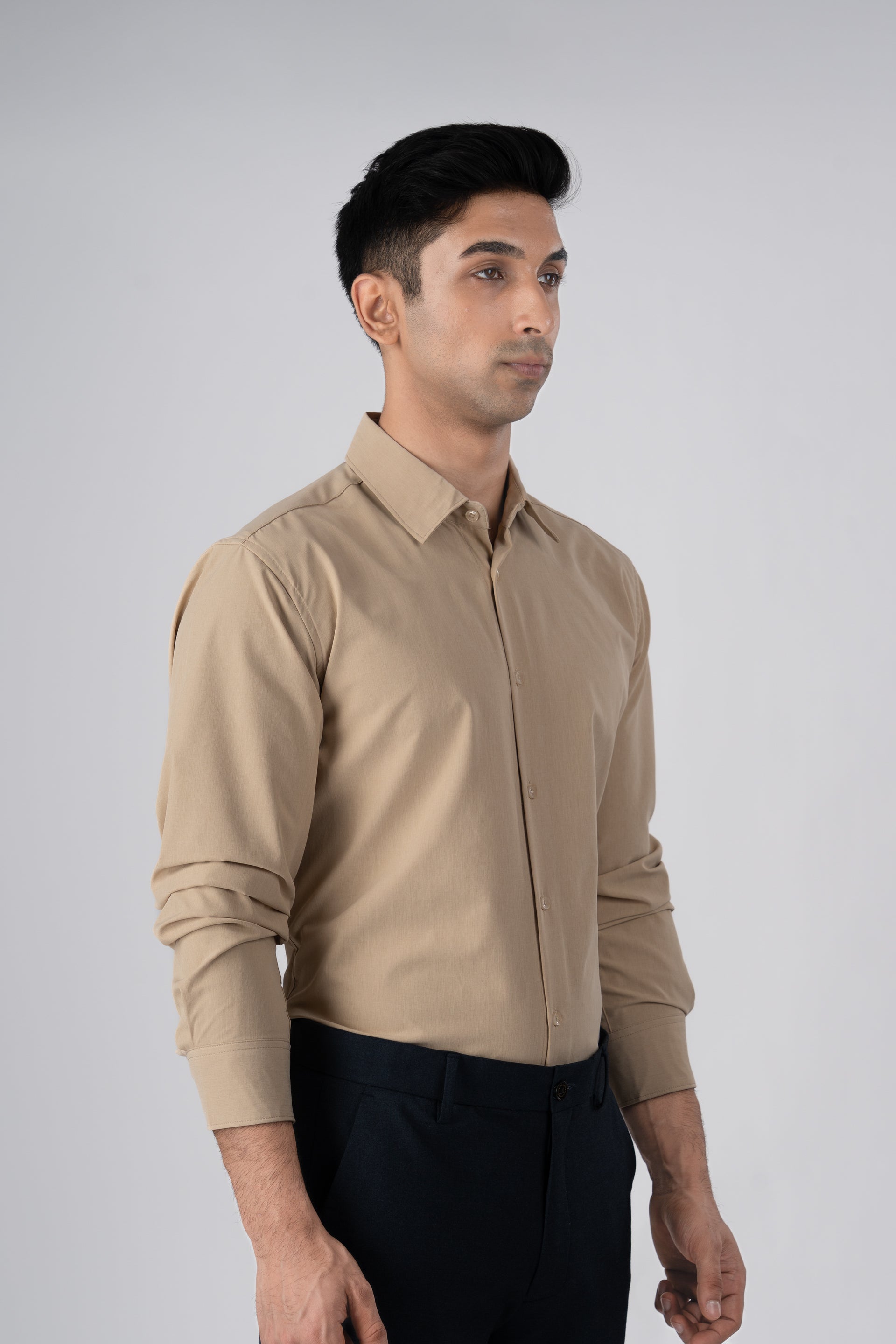 Featherlite Wrinkle Resistant Shirt In Cream