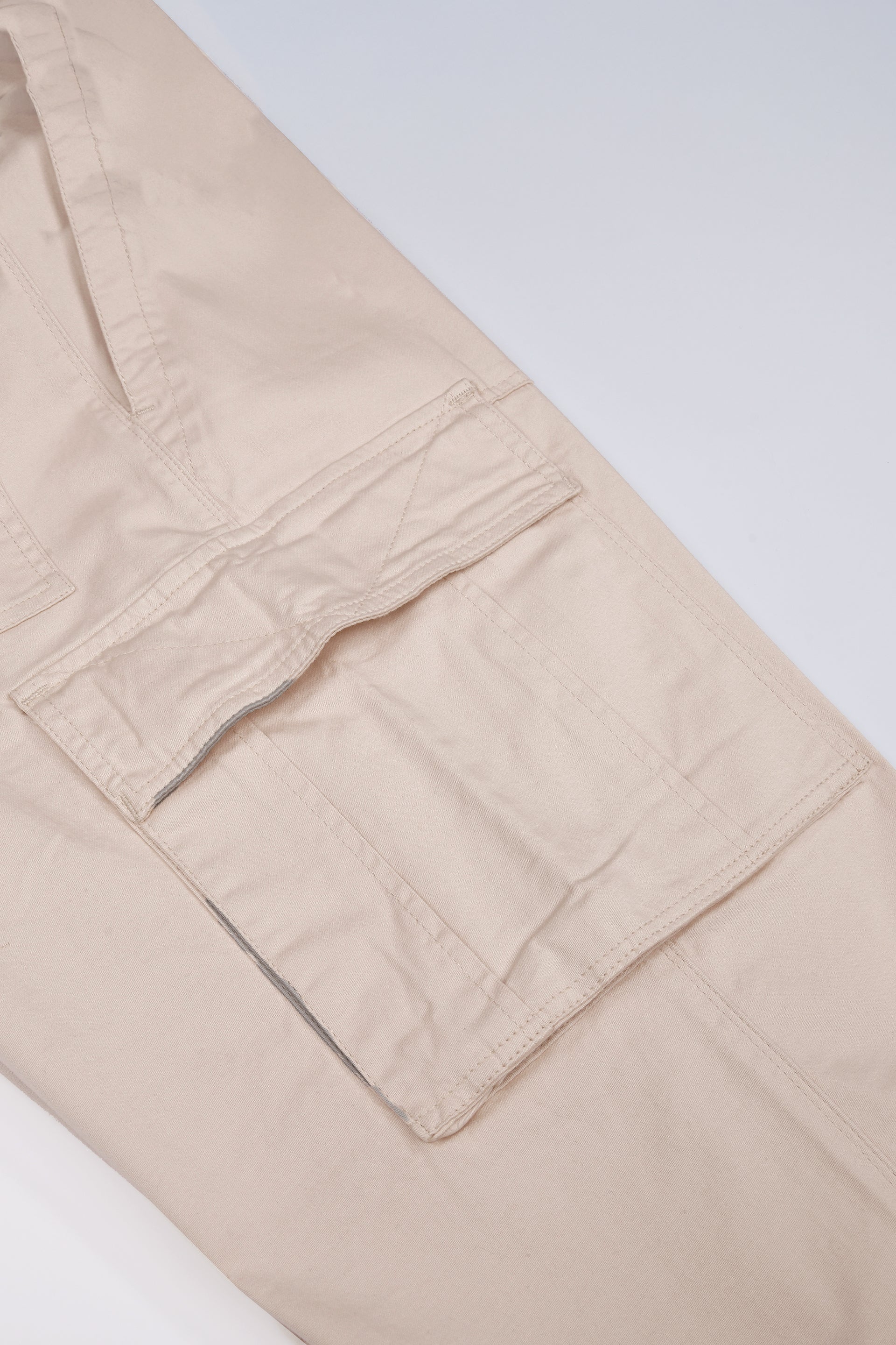 Carpenter Relaxed Cargos In Cream