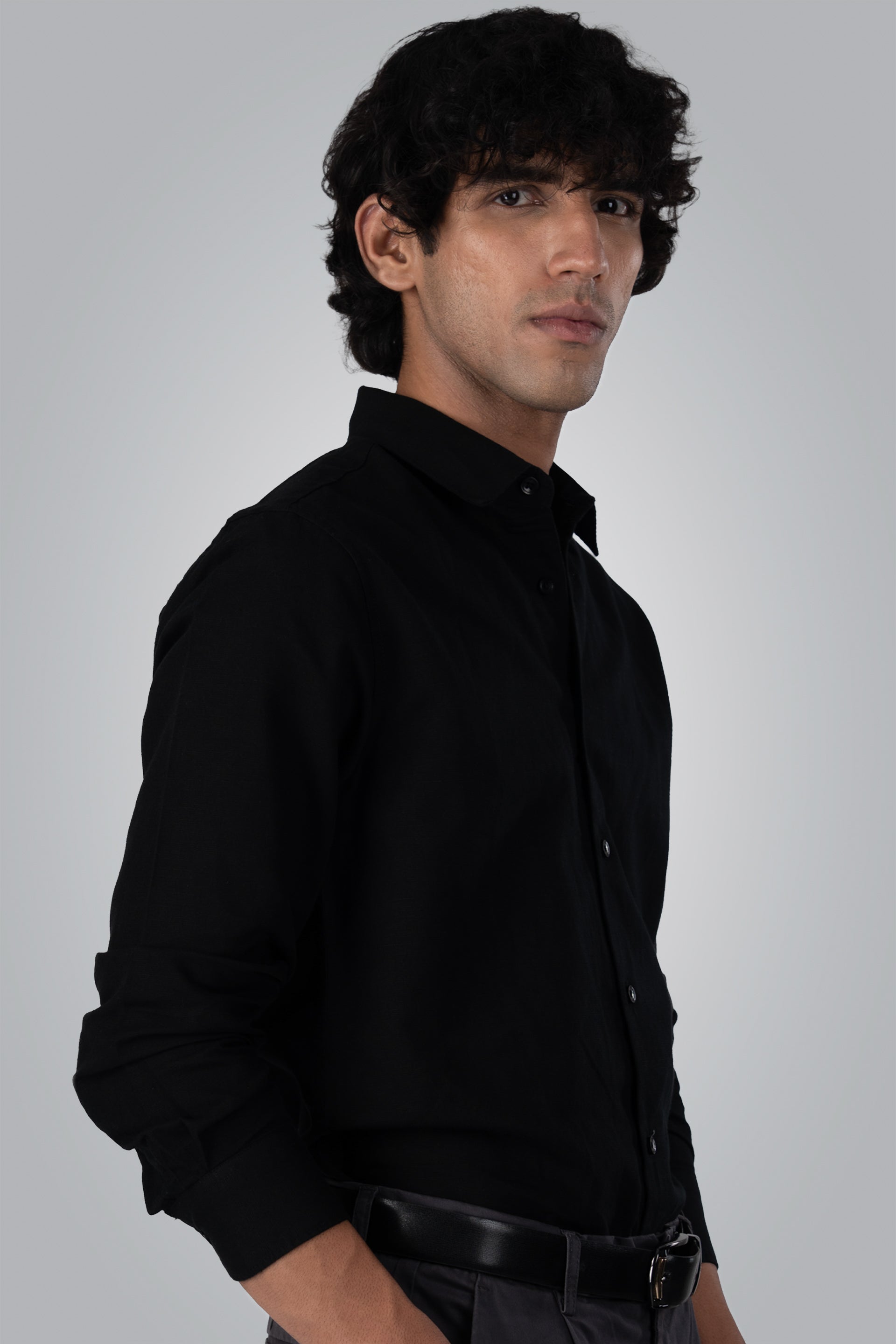 Premium Linen Griege Shirt In Black