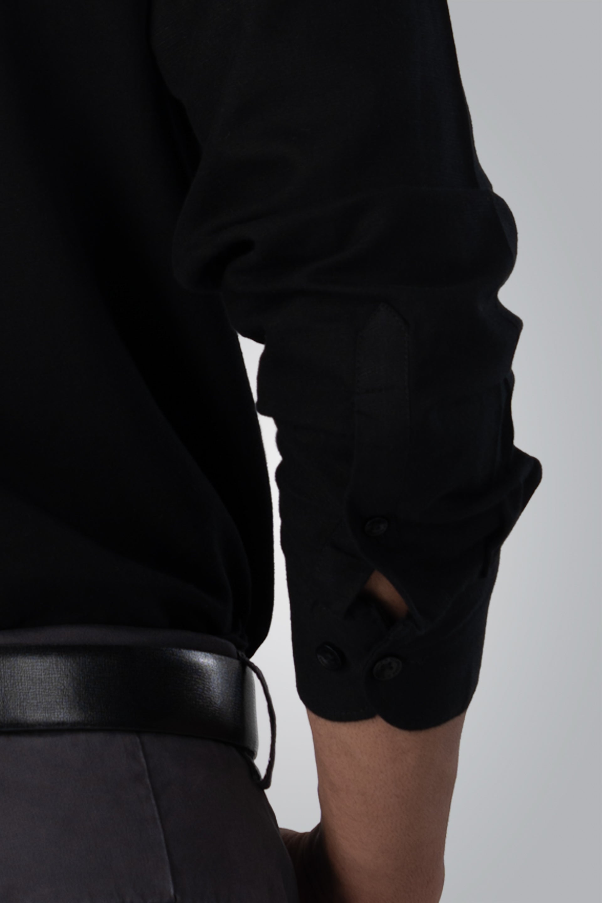 Premium Linen Griege Shirt In Black
