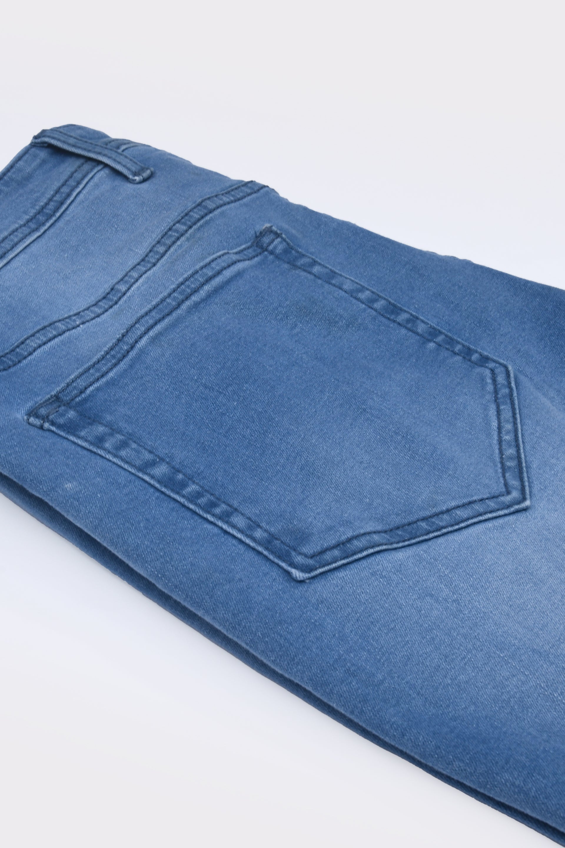 CLASSIC EDGE TAILORED DENIM IN BLUE