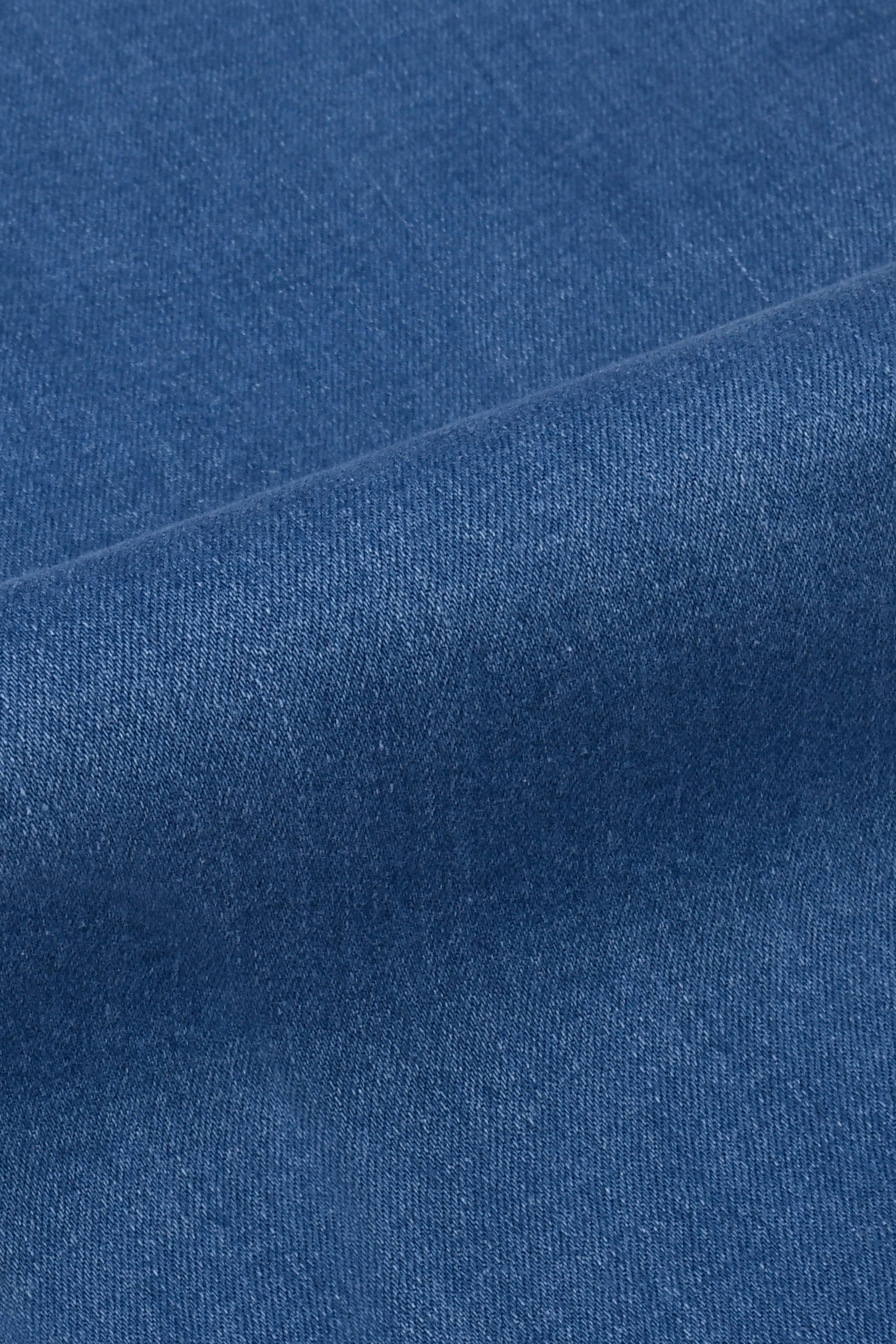 CLASSIC EDGE TAILORED DENIM IN BLUE