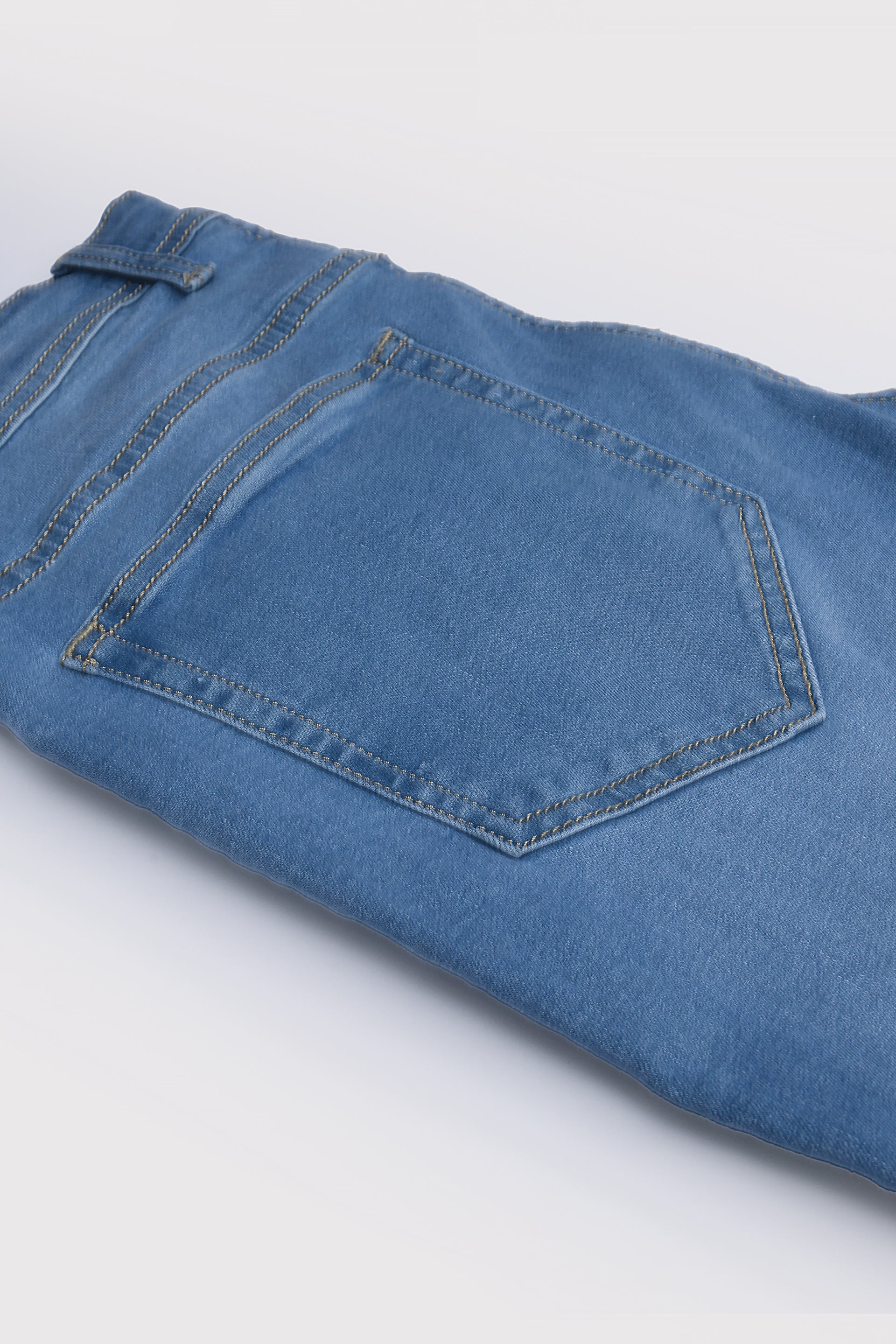 CLASSIC EDGE TAILORED DENIM IN BLUE