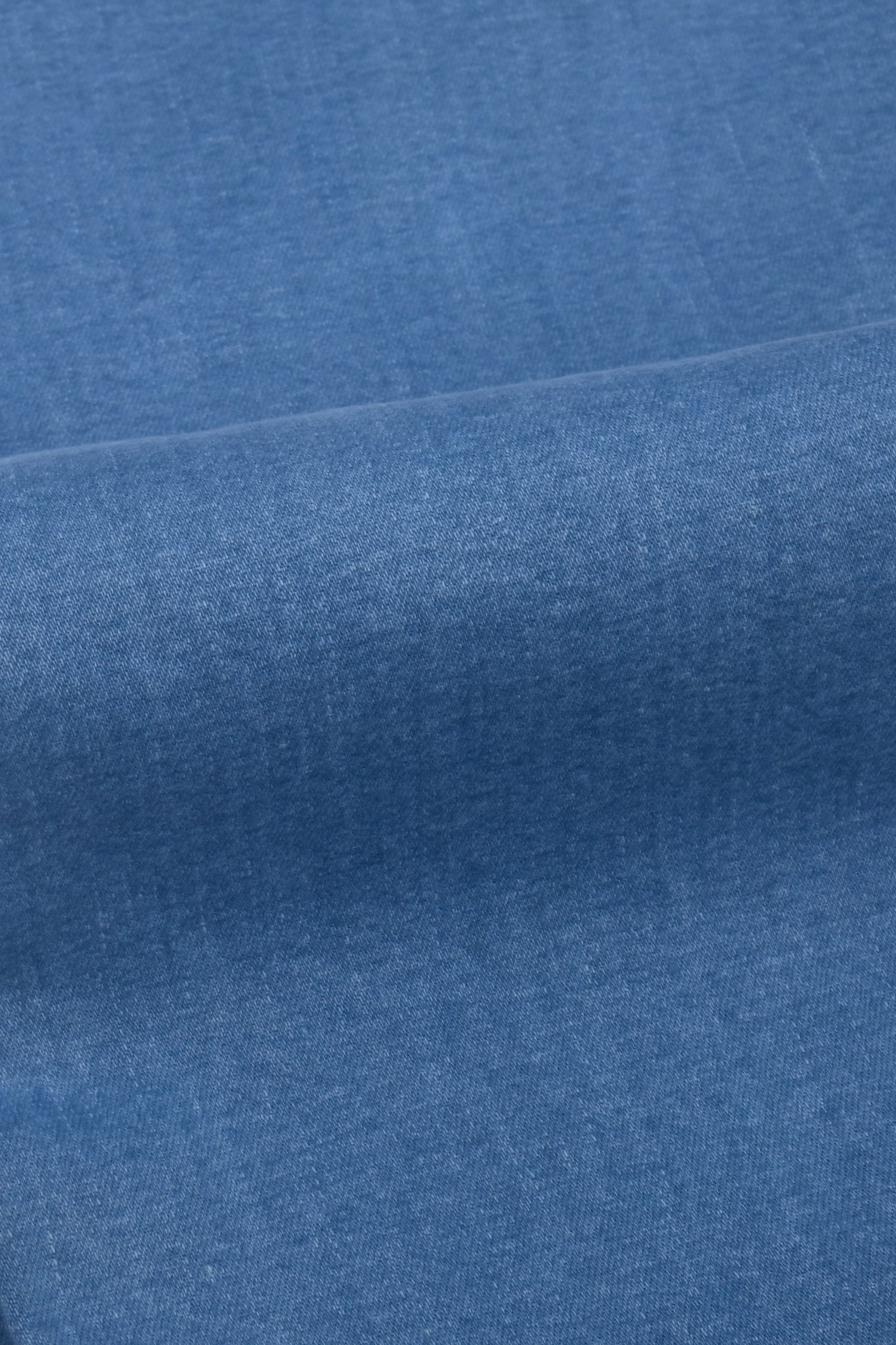 CLASSIC EDGE TAILORED DENIM IN BLUE