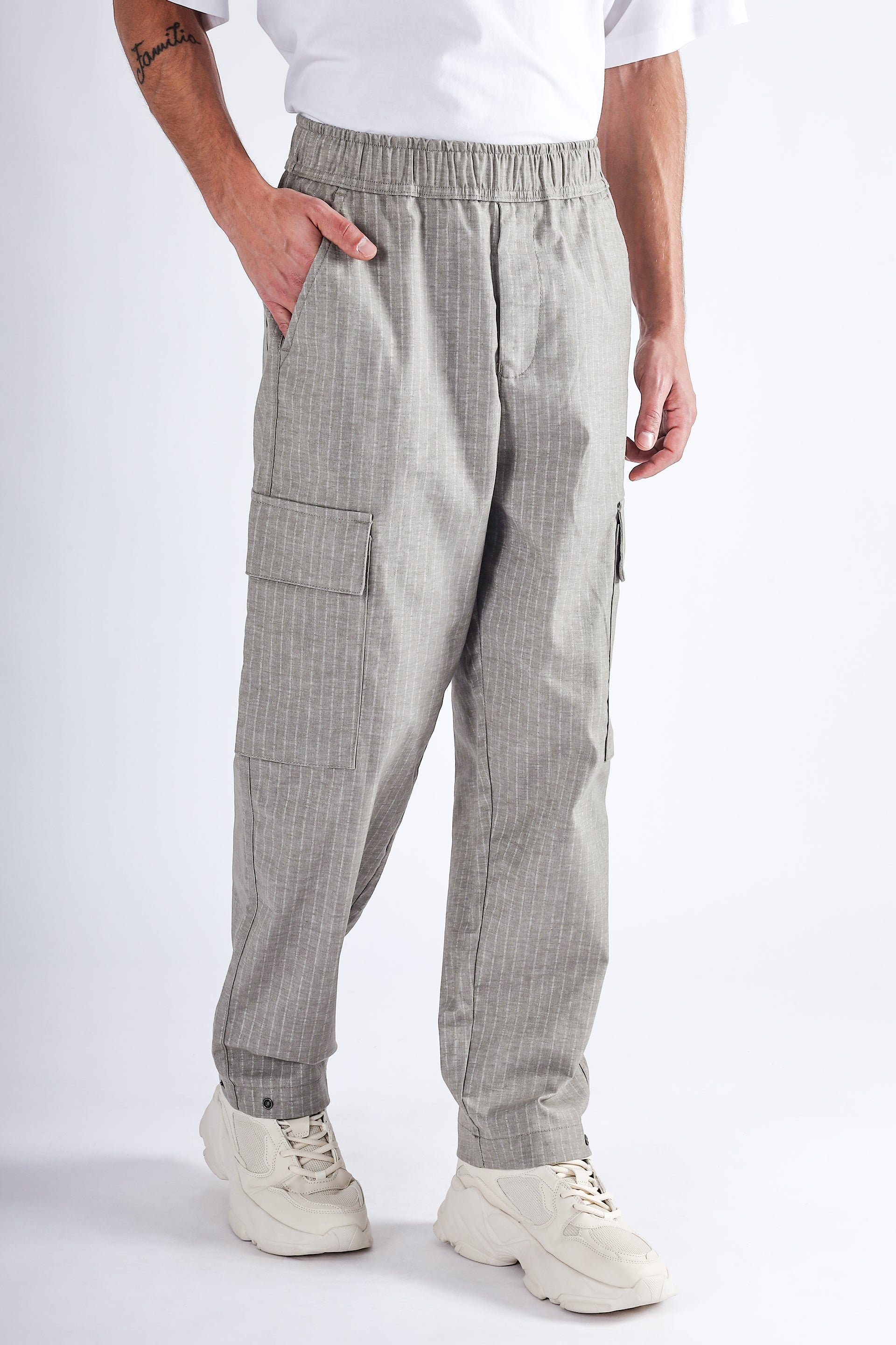 Air Striped Relaxed Cargo Pants In Grey